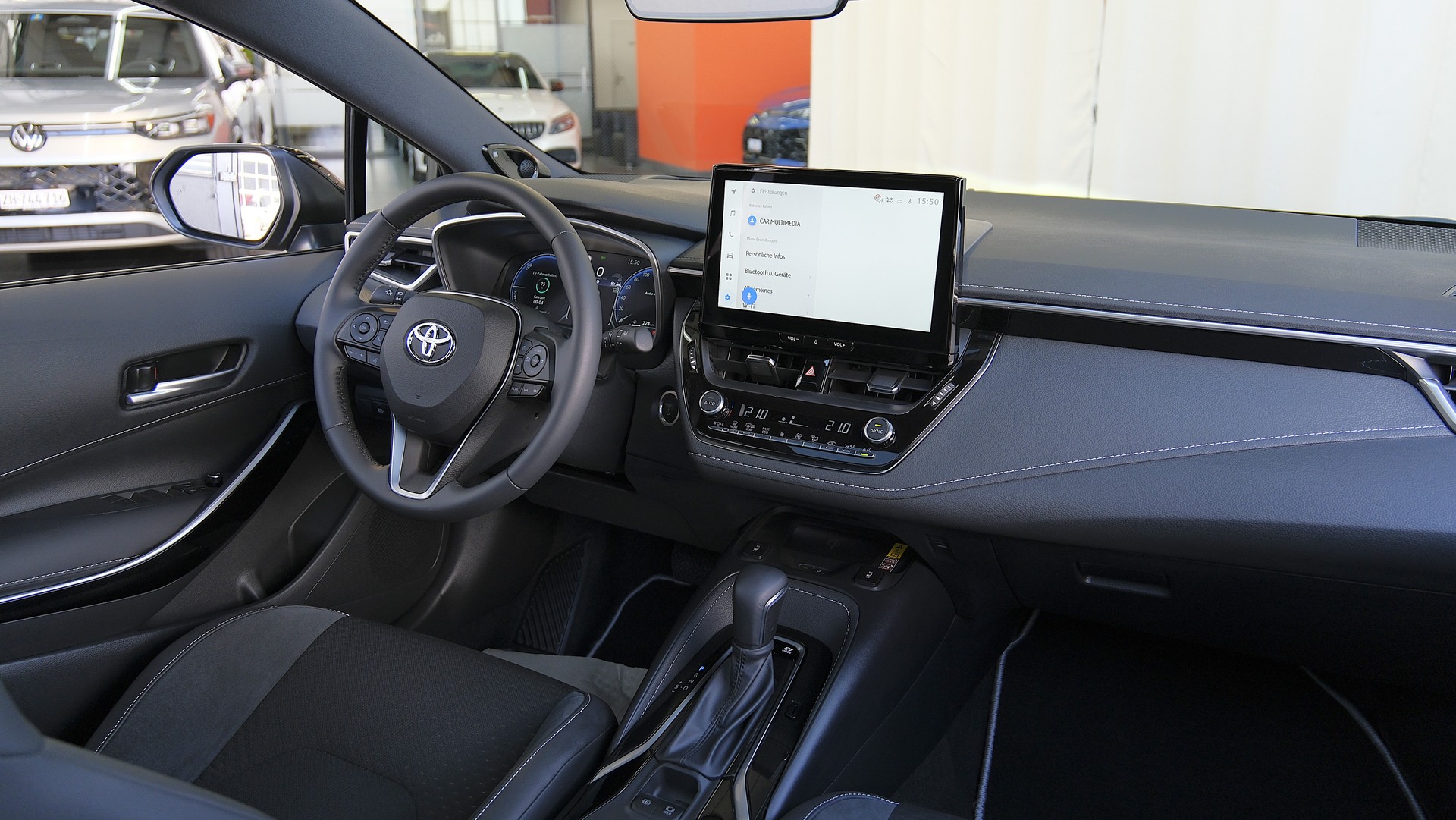 TOYOTA Corolla Touring Sports 2.0 HSD Premium e-CVT-image-16