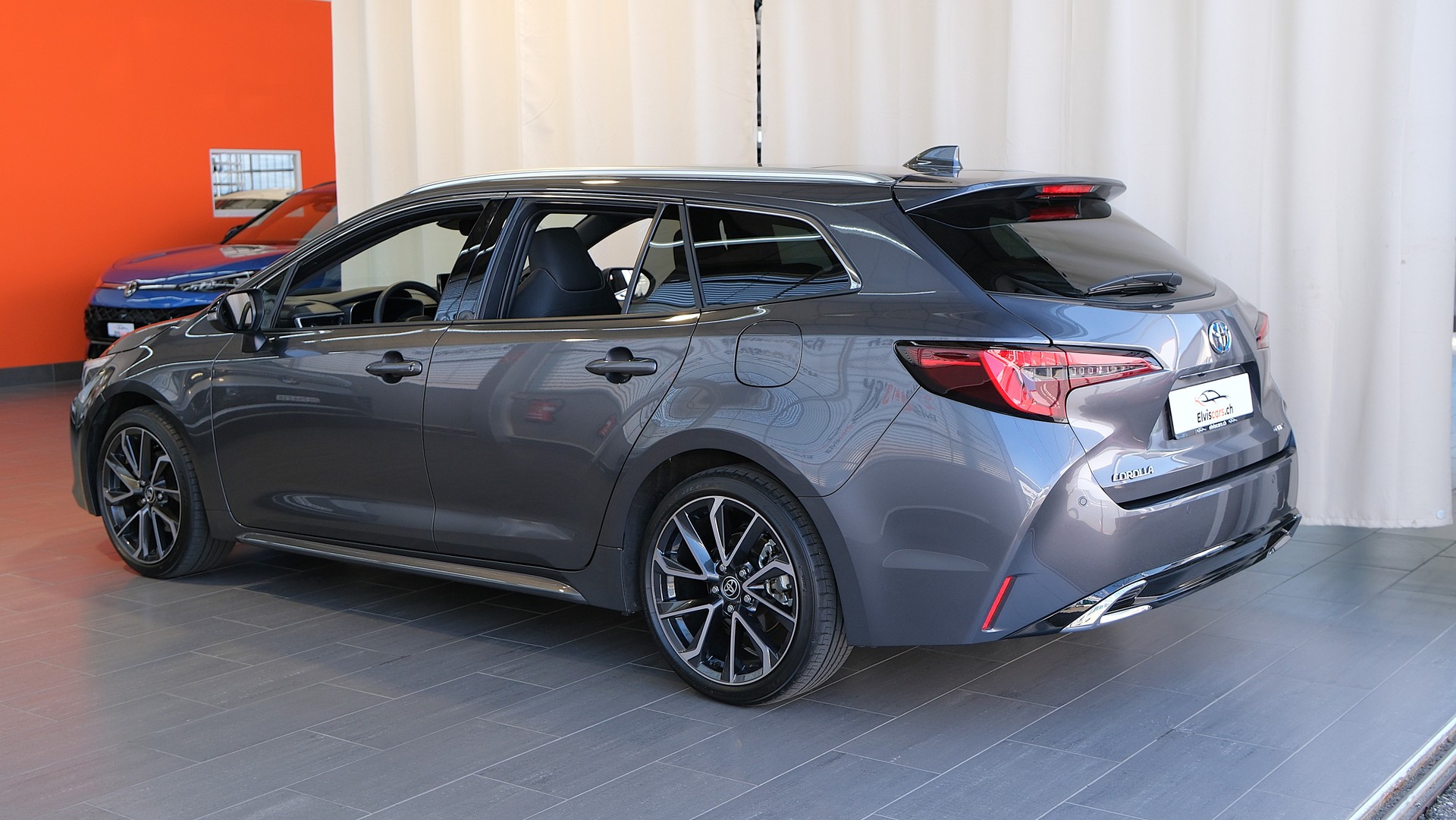 TOYOTA Corolla Touring Sports 2.0 HSD Premium e-CVT-image-10