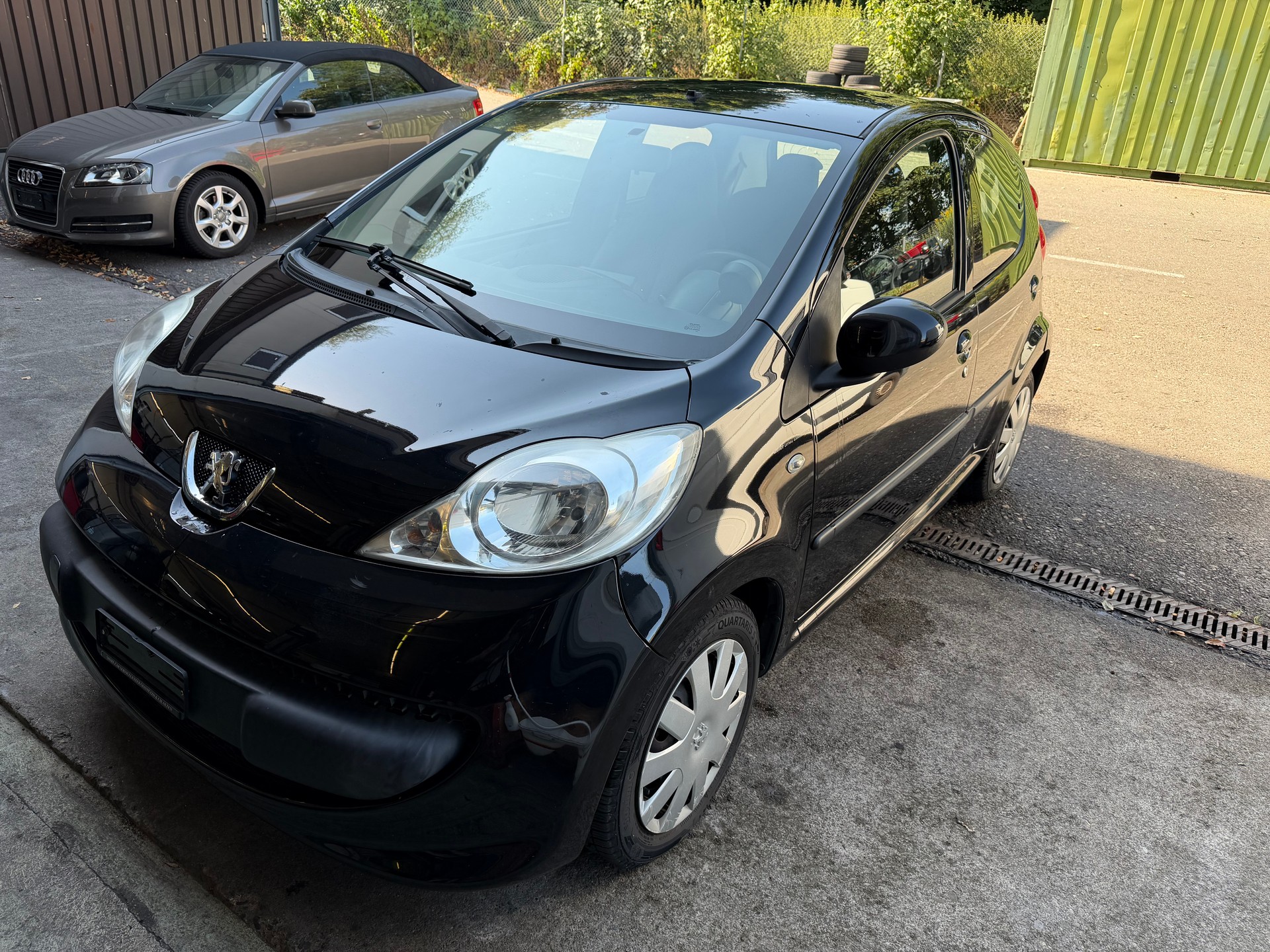 PEUGEOT 107 1.0 Urban-image-0