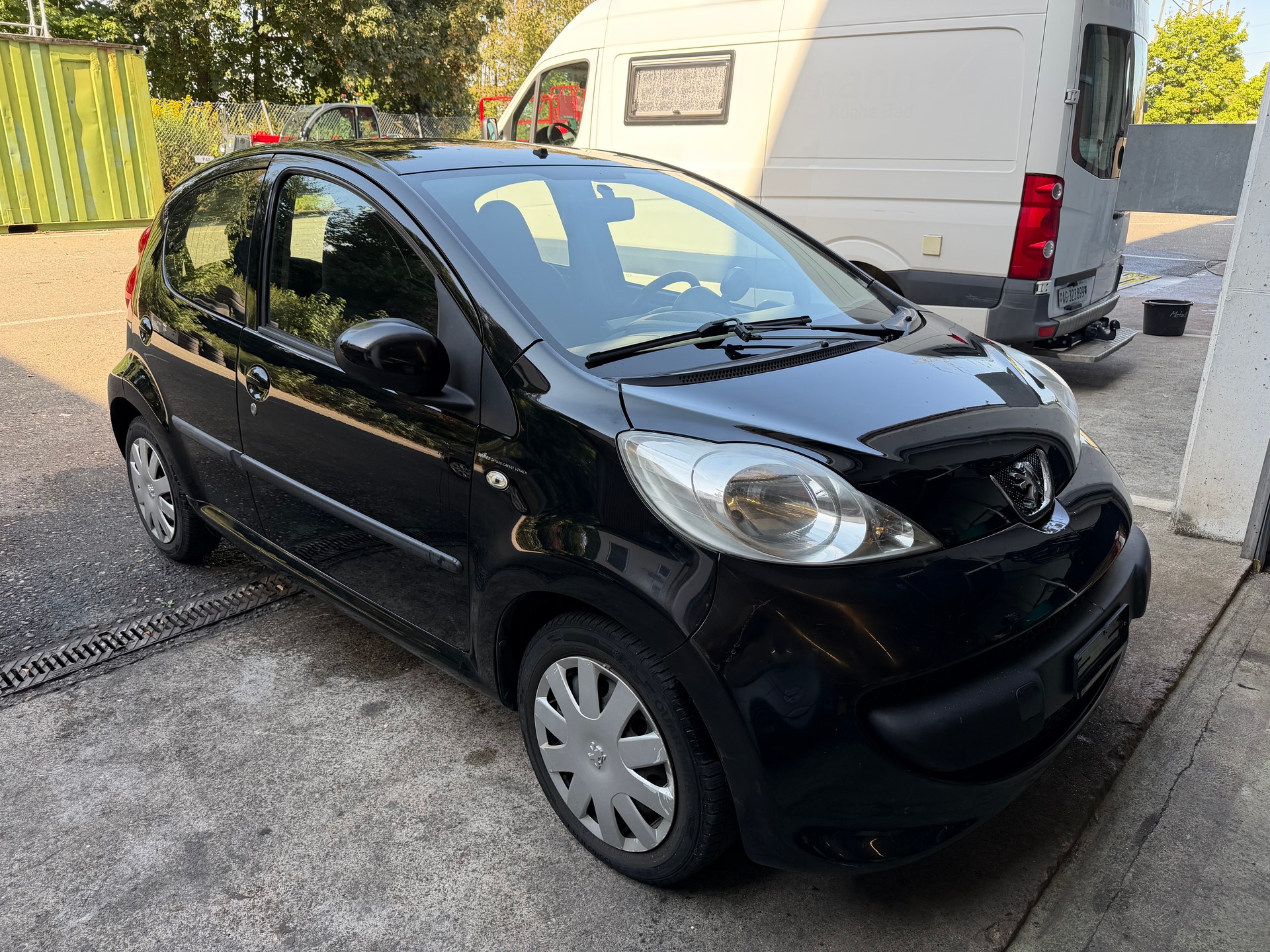 PEUGEOT 107 1.0 Urban-image-2