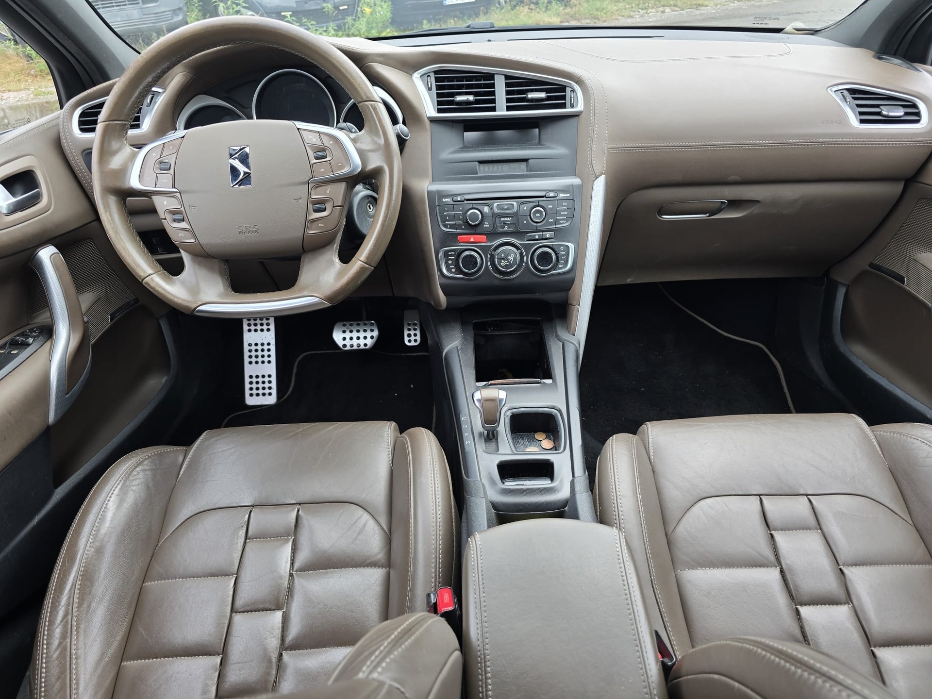 DS AUTOMOBILES DS4 1.6 e-HDi SO Chic EGS6-image-10