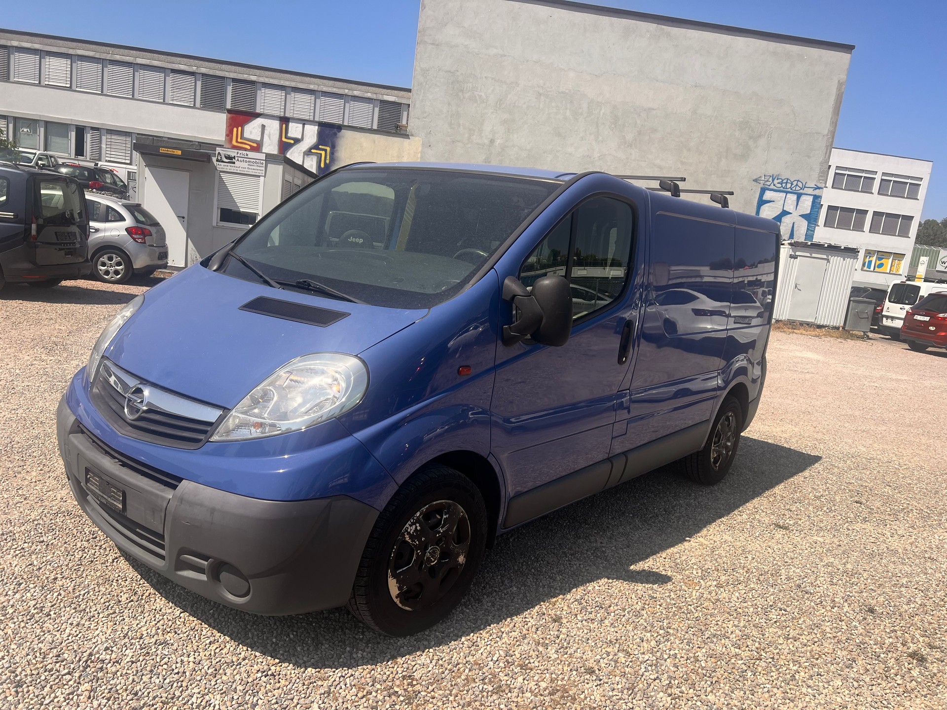 OPEL Vivaro 2.5CDTI 2.9t L1H1DK-image-1
