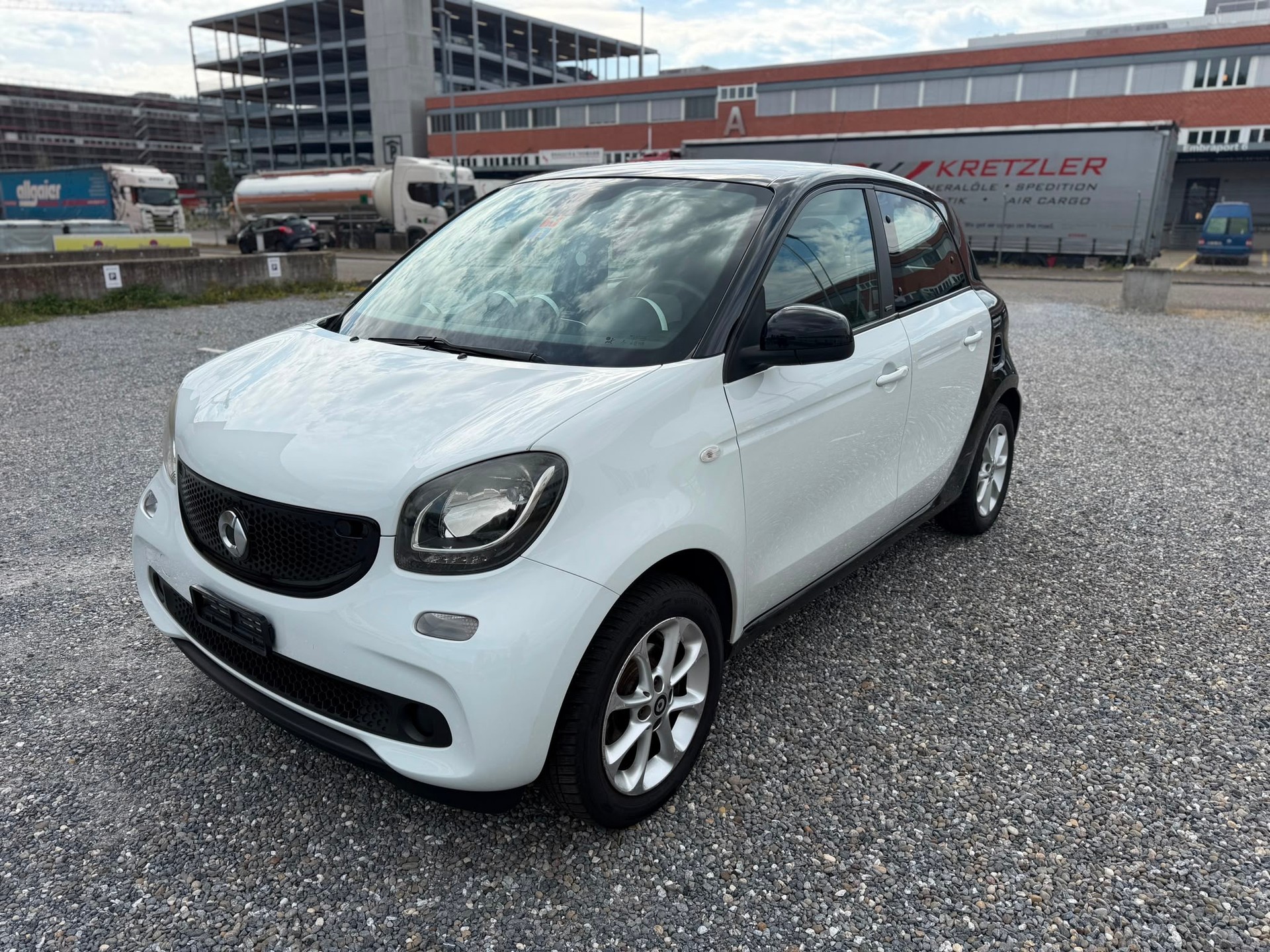SMART forfour-image-1