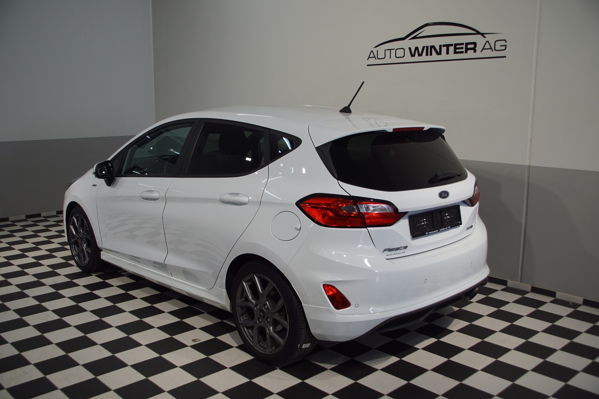 FORD Fiesta 1.0 SCTi MHEV ST Line Automat-image-5
