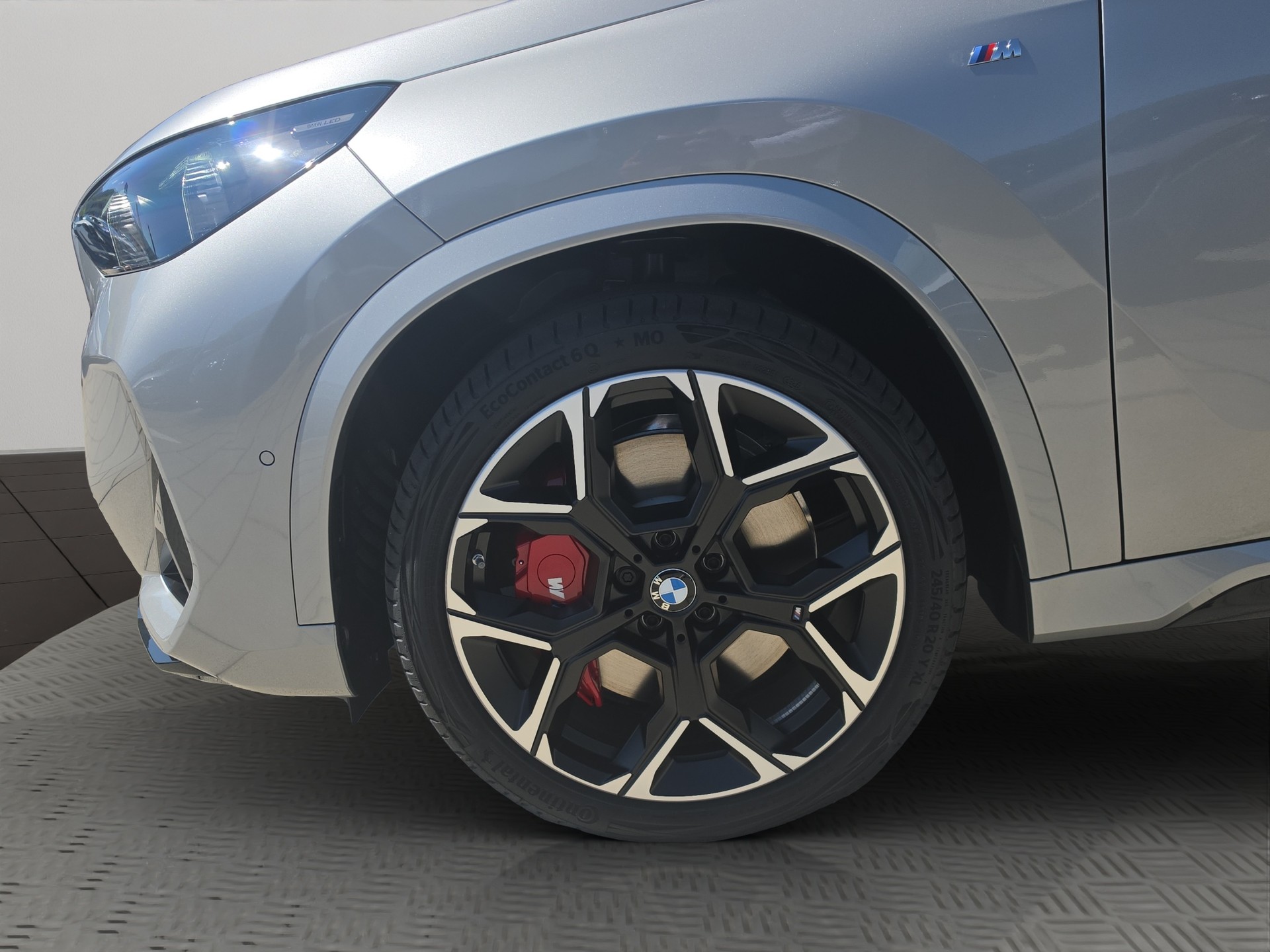 BMW X1 xDrive M35i-image-8