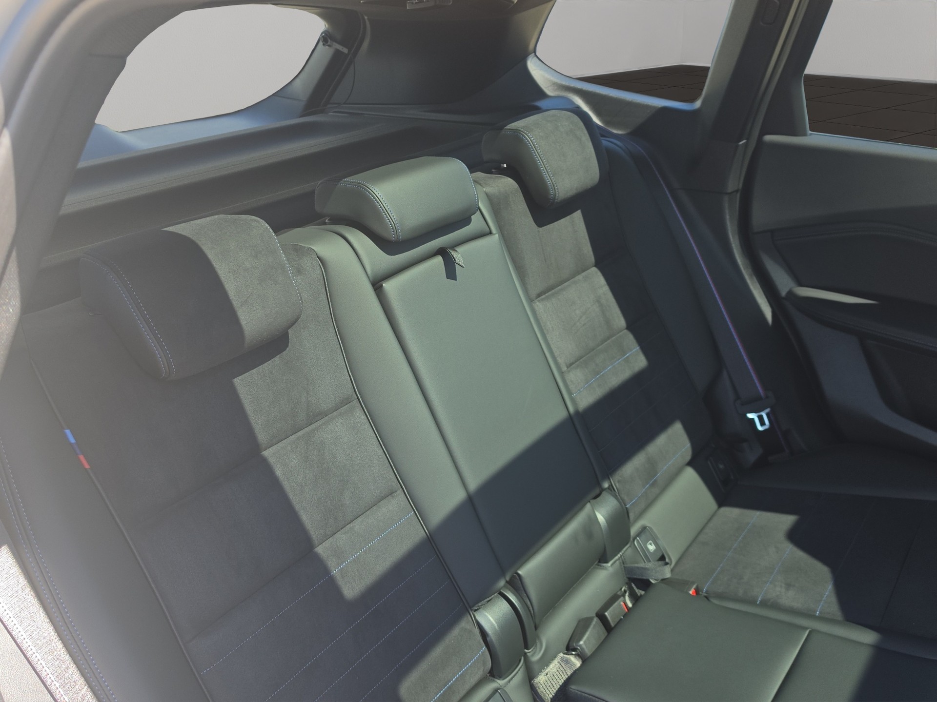 BMW X1 xDrive M35i-image-21