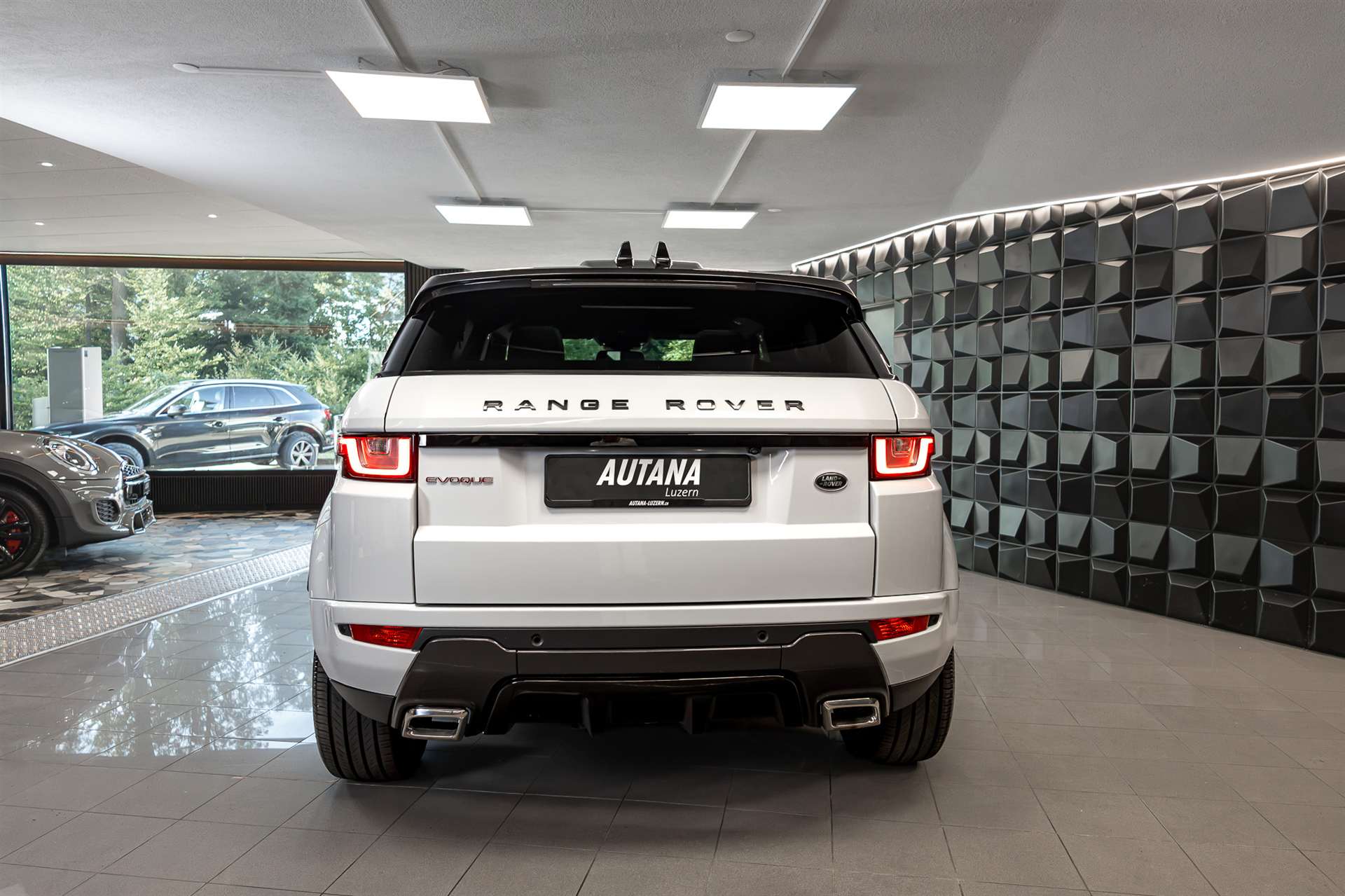 LAND ROVER Range Rover Evoque 2.0 TD4 Landmark AT9-image-4