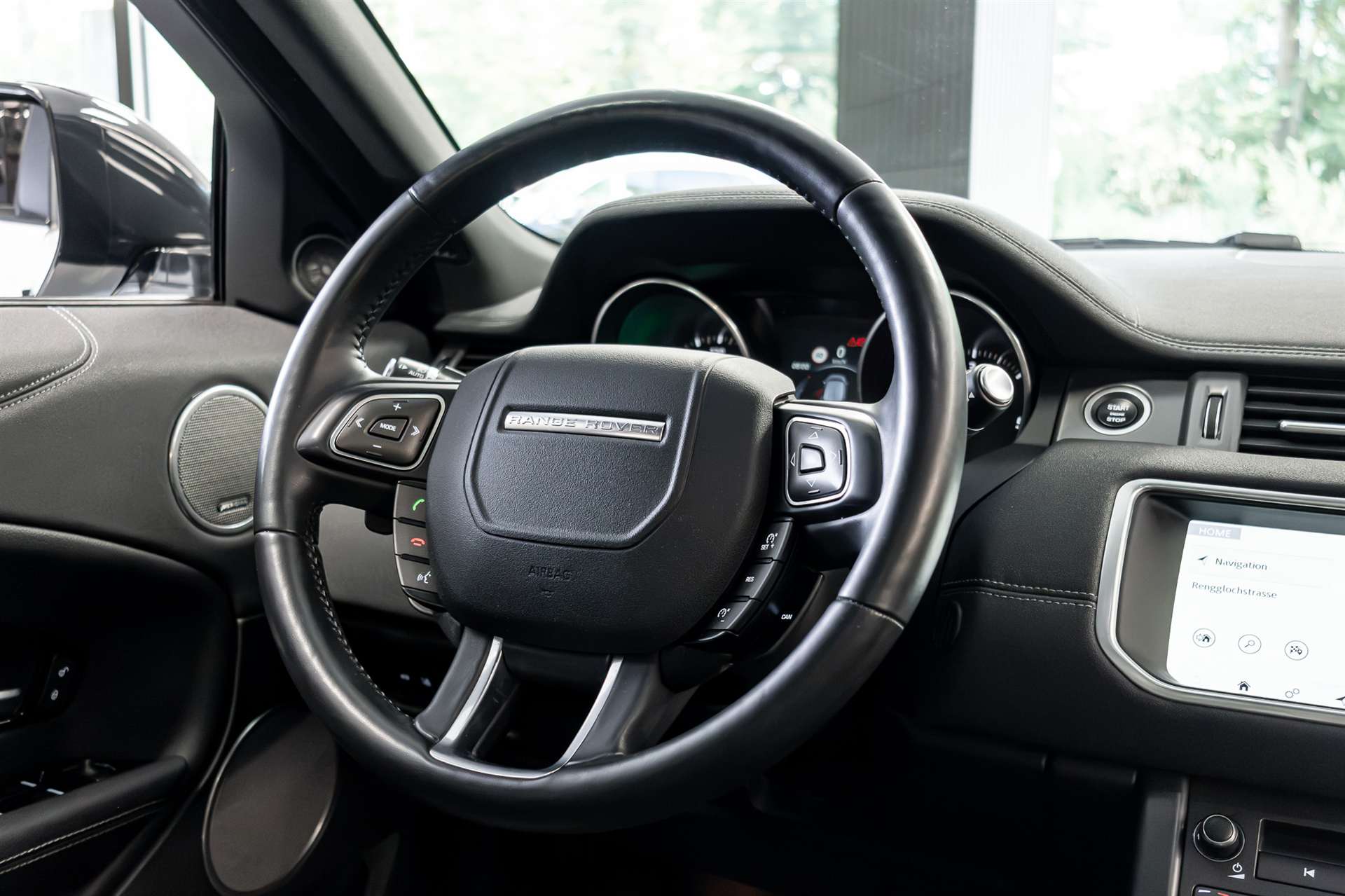LAND ROVER Range Rover Evoque 2.0 TD4 Landmark AT9-image-7