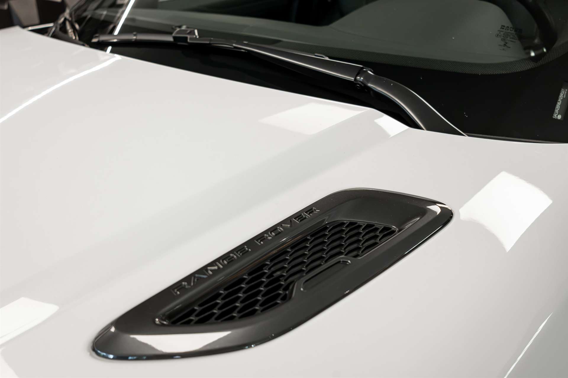 LAND ROVER Range Rover Evoque 2.0 TD4 Landmark AT9-image-29