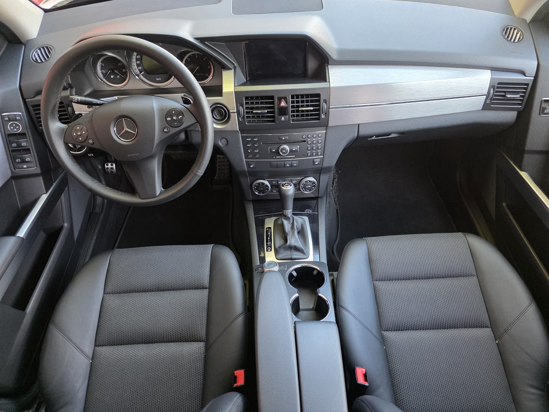 MERCEDES-BENZ GLK 220 CDI BlueEff. Grand Ed. 4Matic 7G-Tronic-image-9