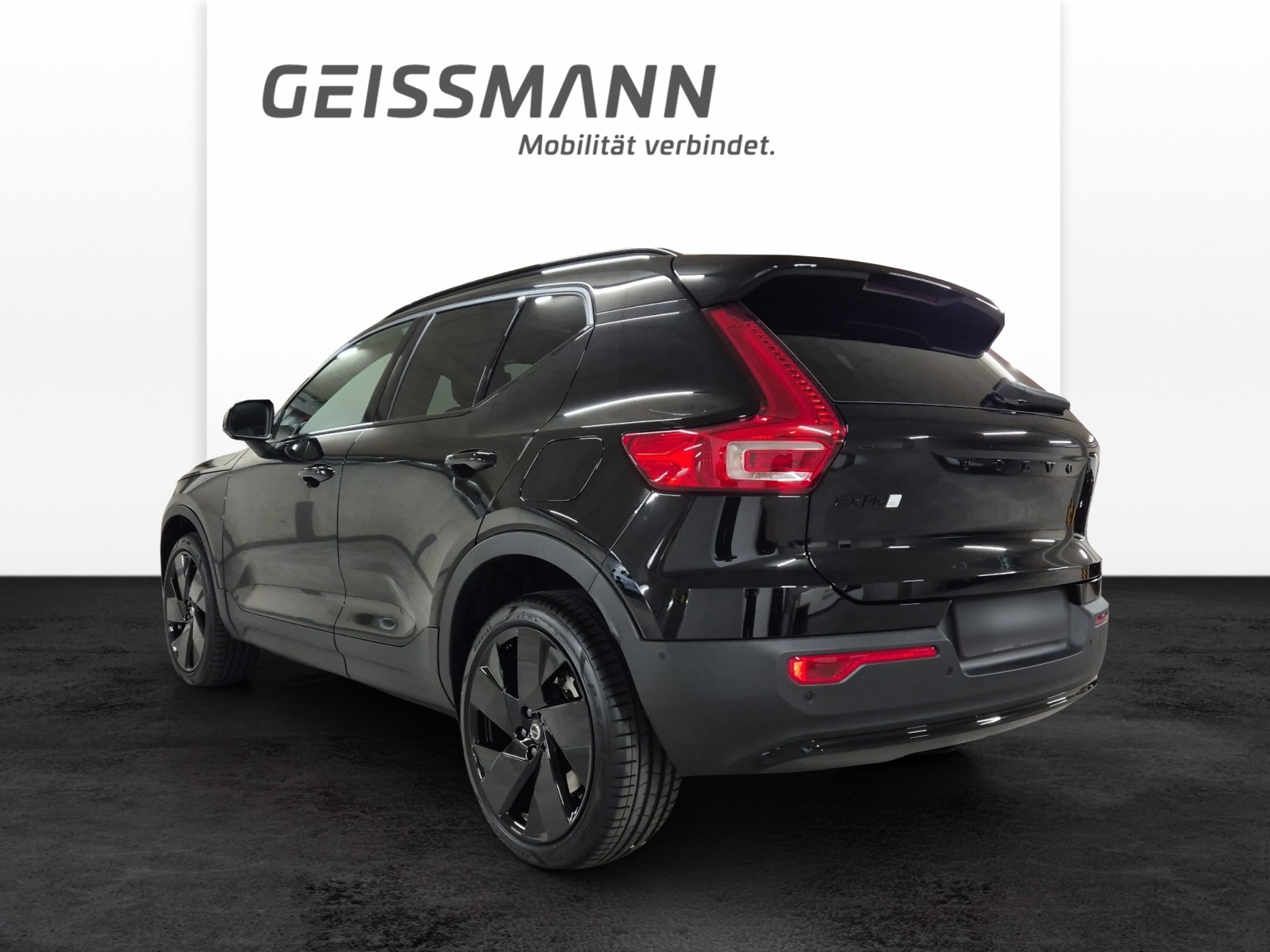 VOLVO EX40 Twin Black Edition AWD-image-7