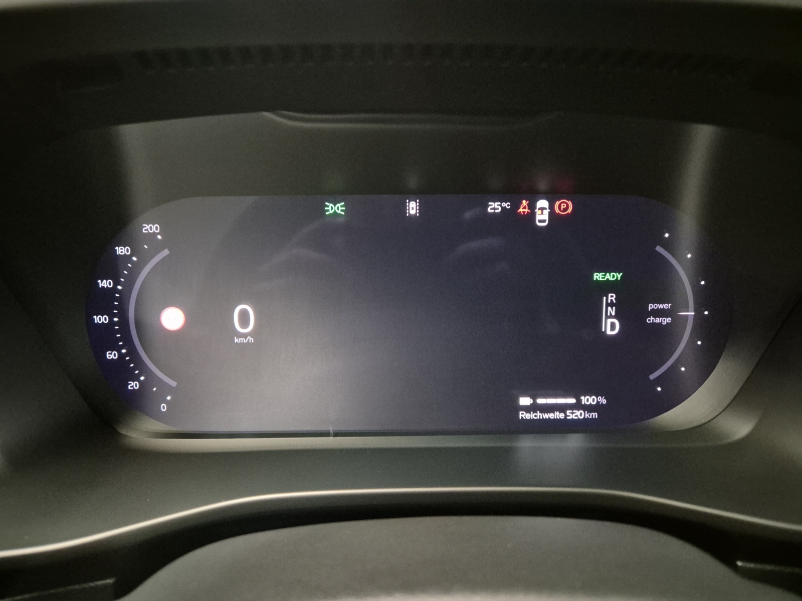 VOLVO EX40 Twin Black Edition AWD-image-12
