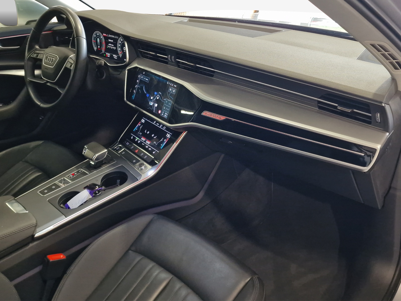 AUDI A6 Avant 40 TDI Attraction quattro S-tronic-image-13