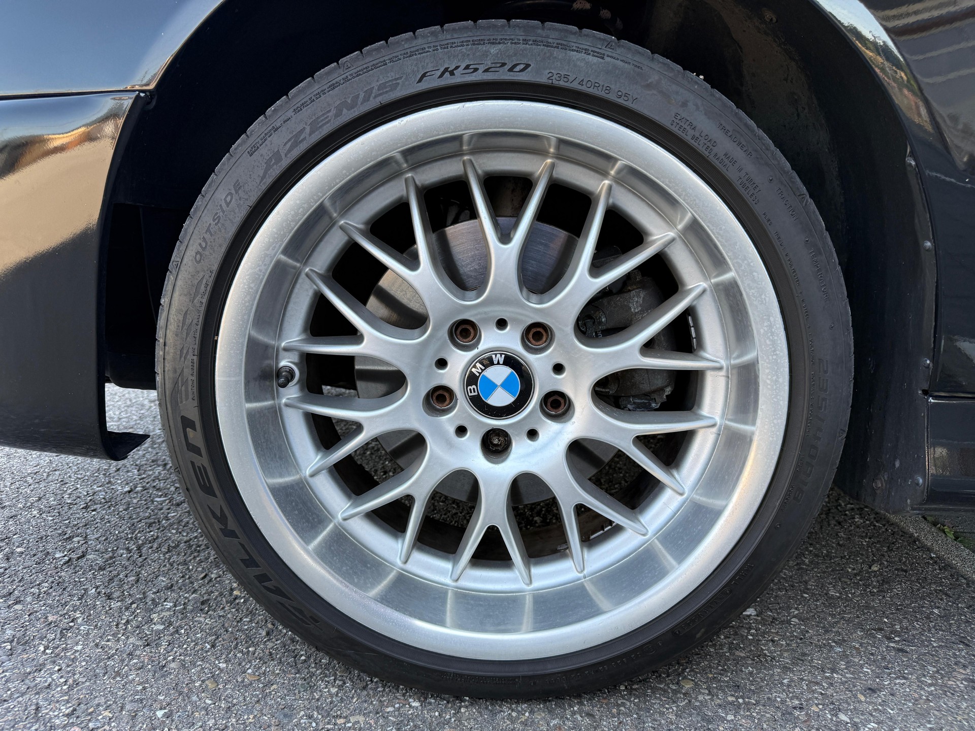 BMW 540i-image-8