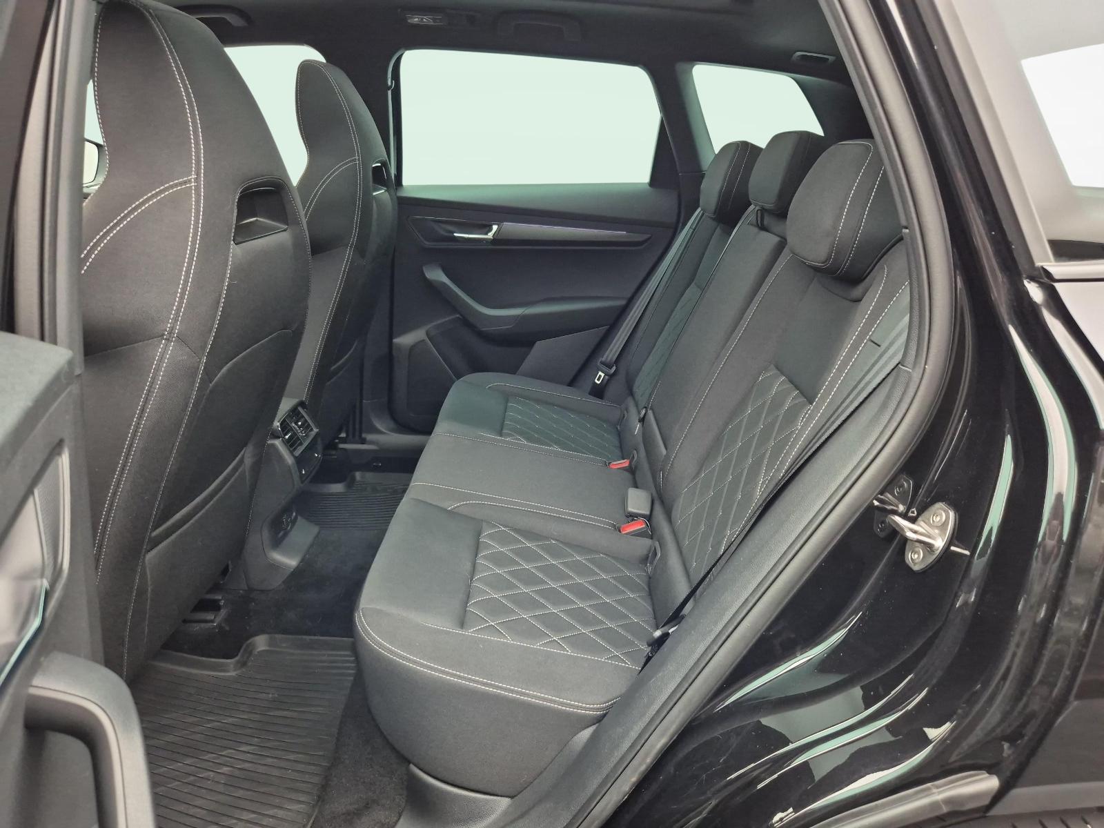 SKODA Karoq 1.5 TSI SportLine DSG-showroom-element-3