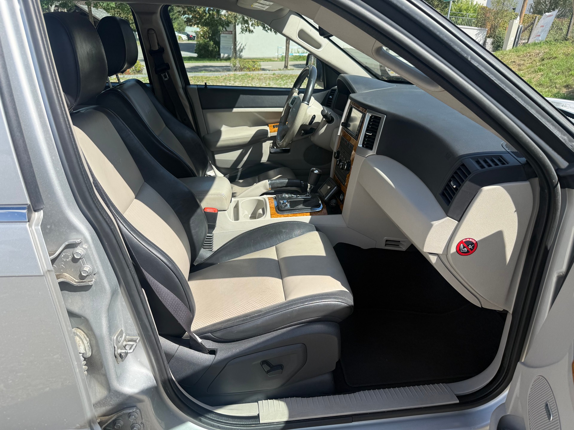 JEEP Gr.Cherokee 3.0 CRD Overland Automatic-image-7