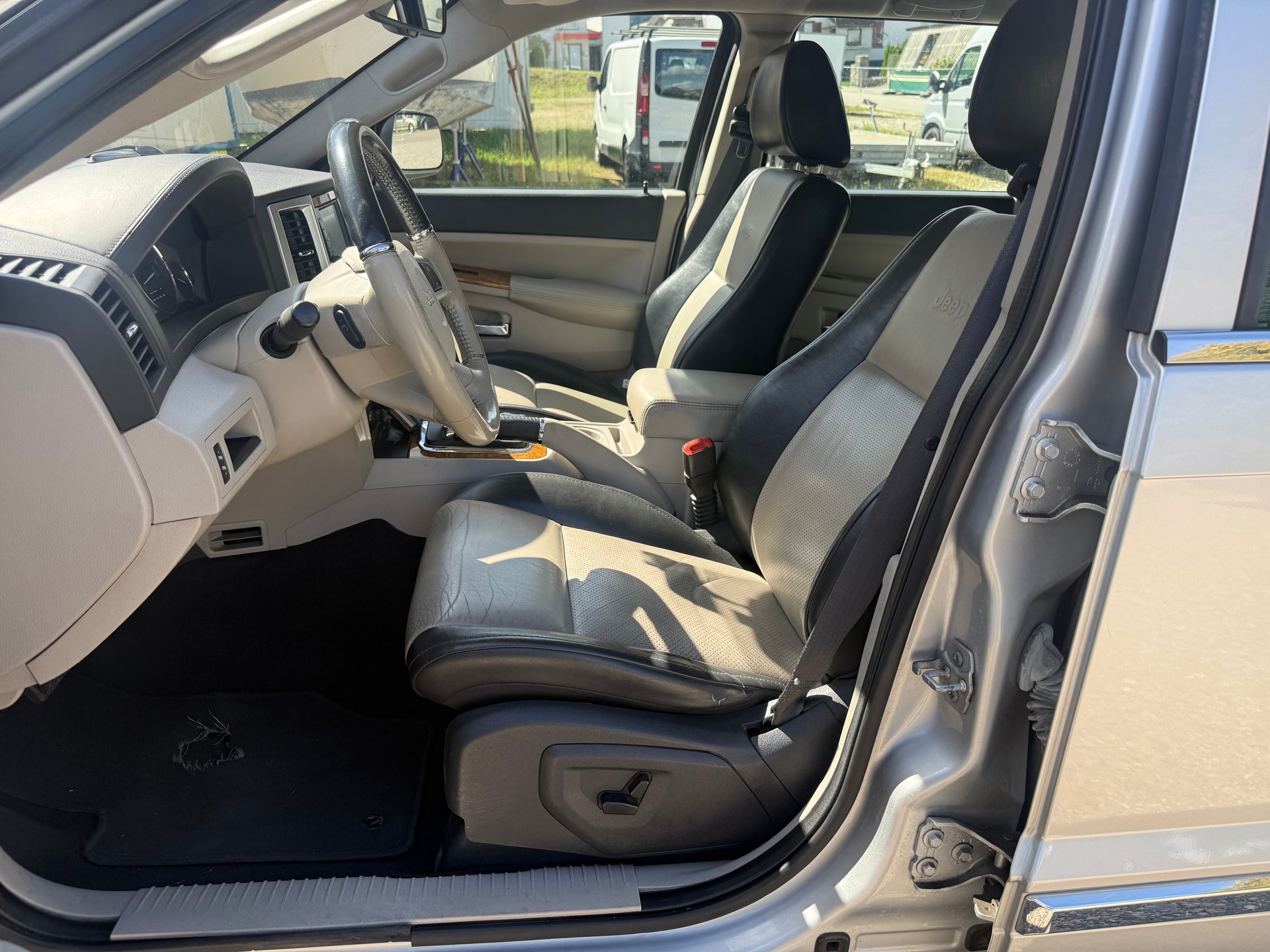 JEEP Gr.Cherokee 3.0 CRD Overland Automatic-image-6