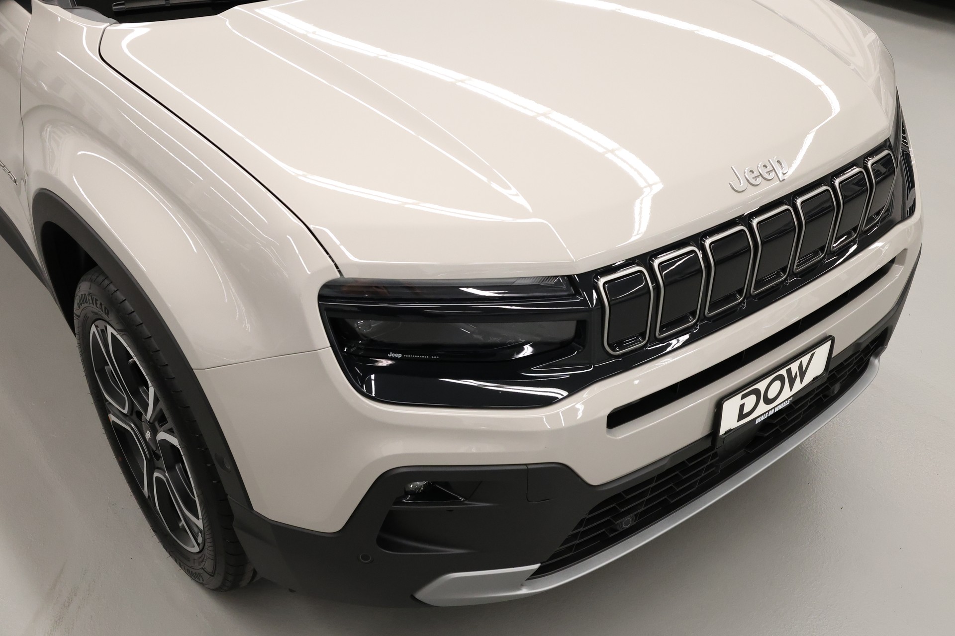 JEEP Avenger 1.2 MHEV Summit-image-6
