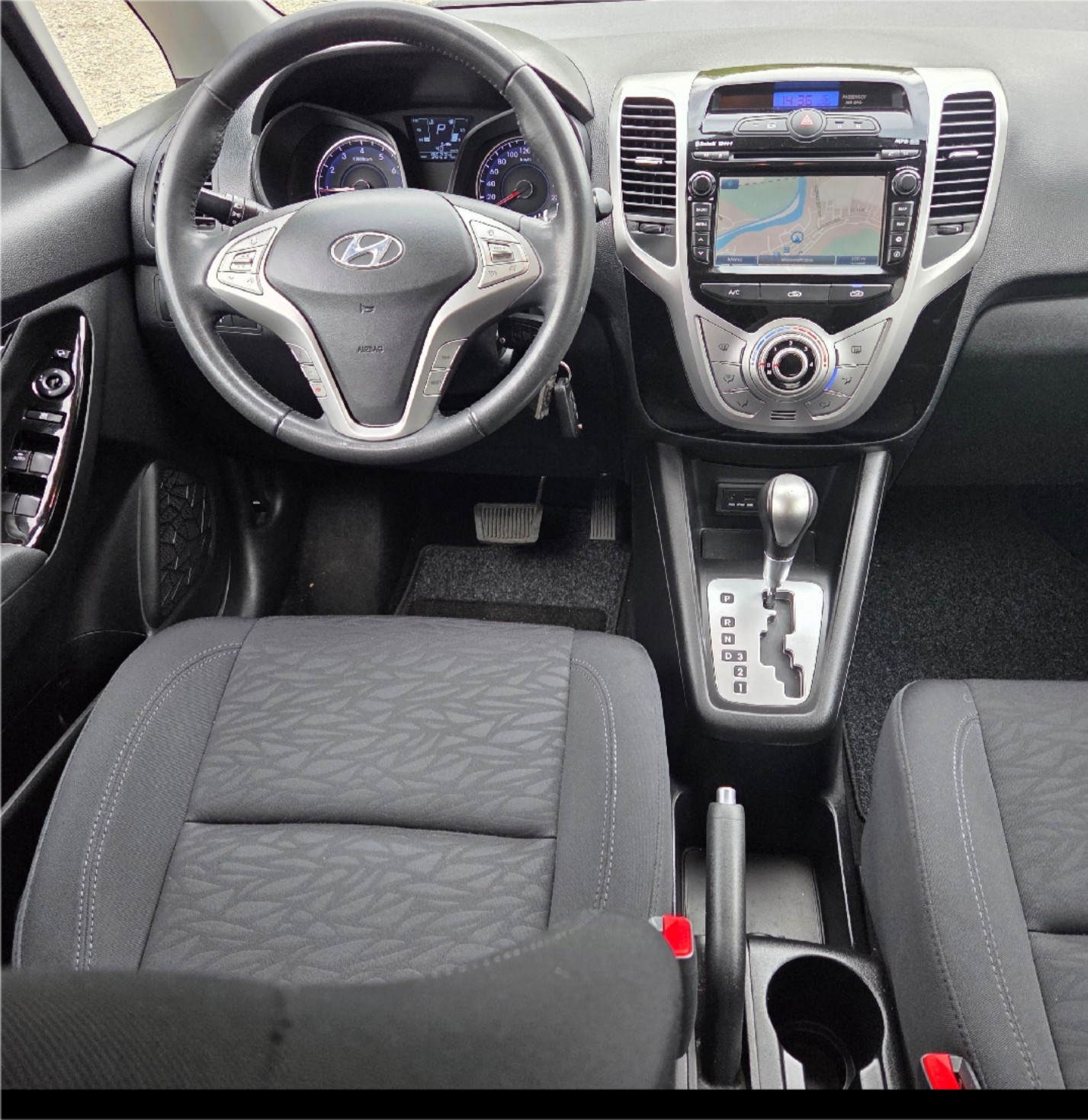HYUNDAI iX20-image-3