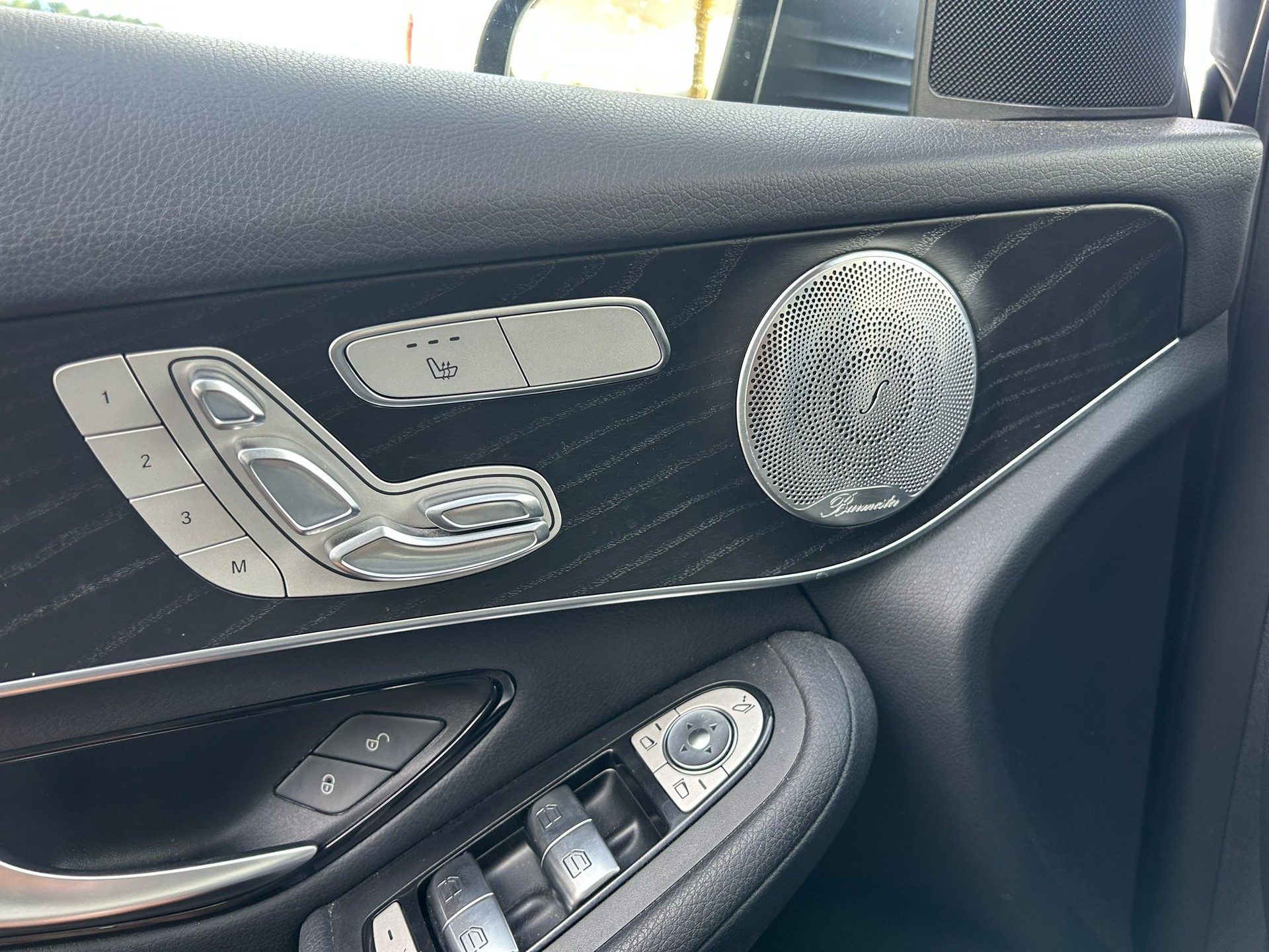 MERCEDES-BENZ GLC 250 4Matic 9G-Tronic-image-8