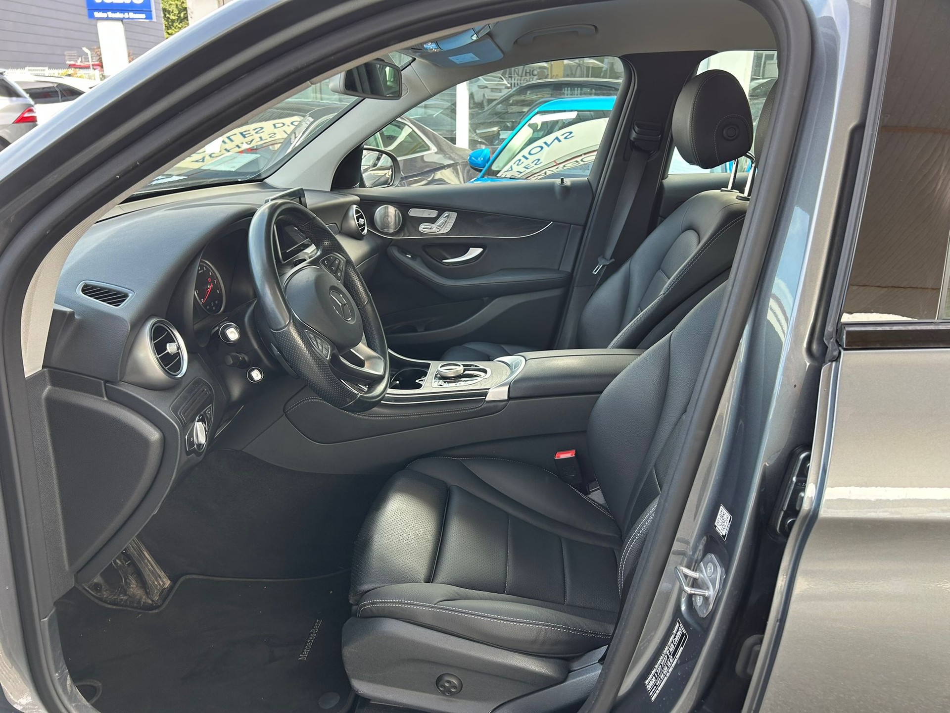 MERCEDES-BENZ GLC 250 4Matic 9G-Tronic-image-7