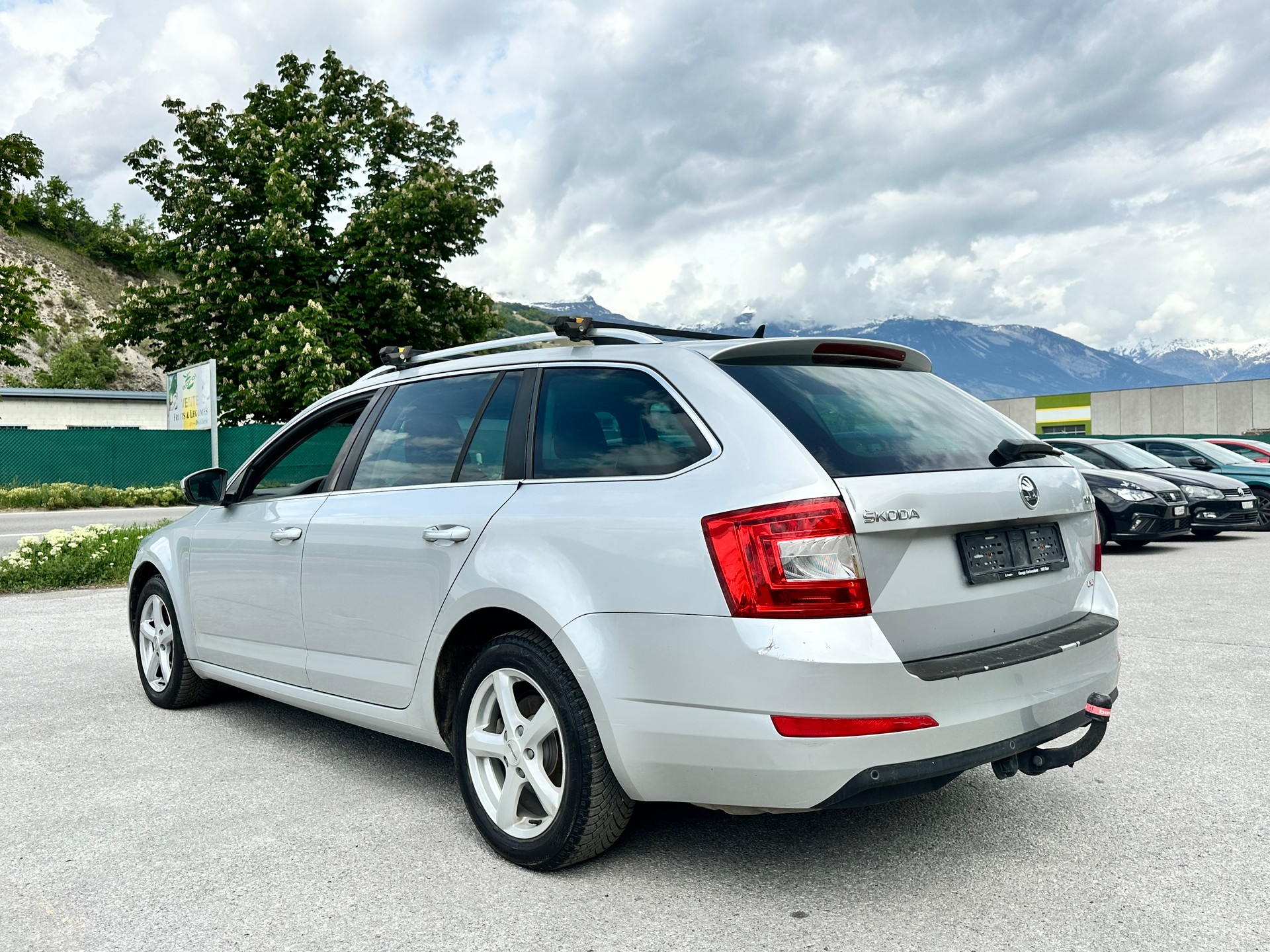 SKODA Octavia Combi 1.8 TSI Ambition 4x4 DSG-image-3
