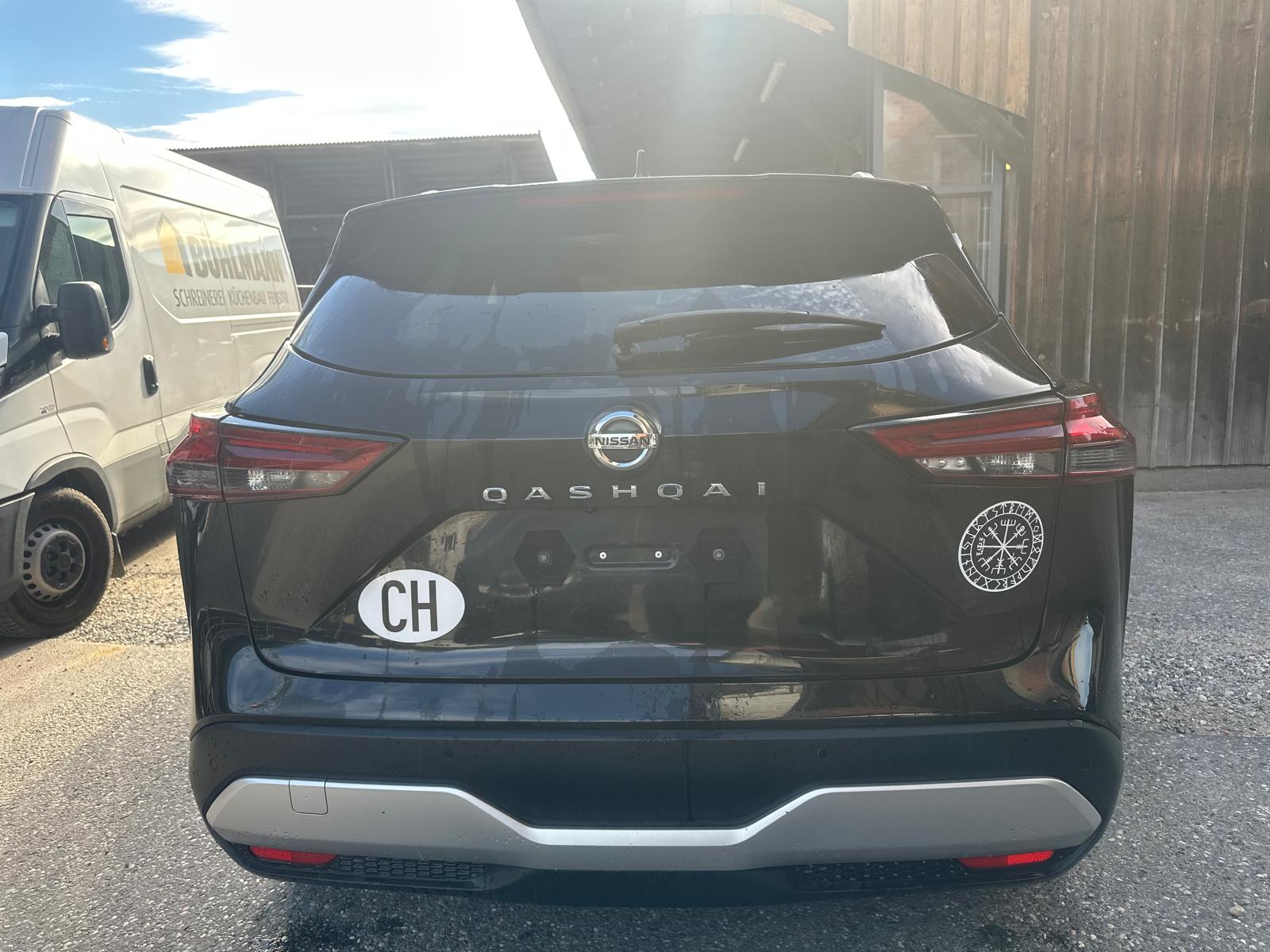 NISSAN Qashqai 1.3 DIG-T MHEV Tekna+ Xtronic 4x4-image-5
