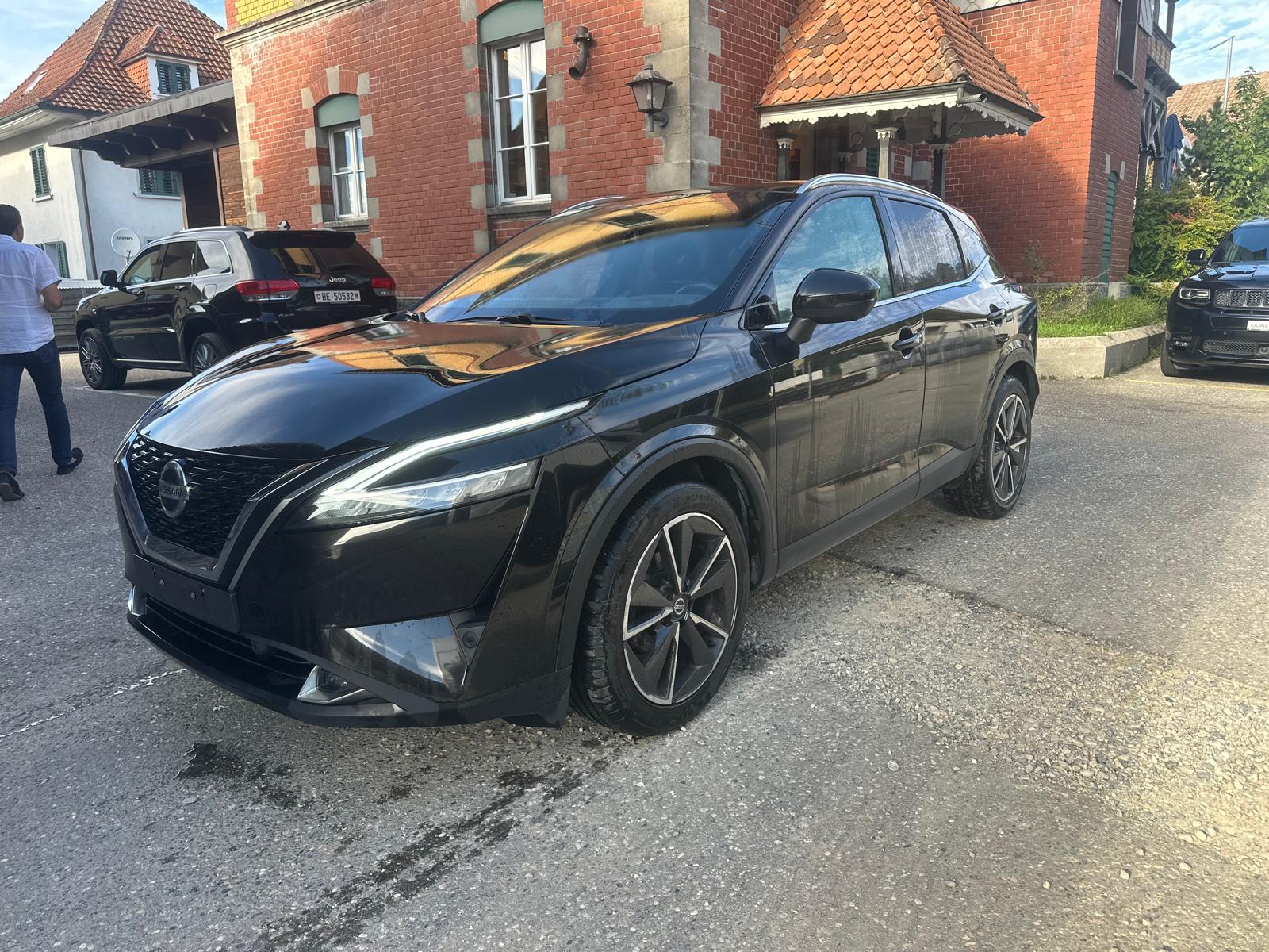NISSAN Qashqai 1.3 DIG-T MHEV Tekna+ Xtronic 4x4-image-1