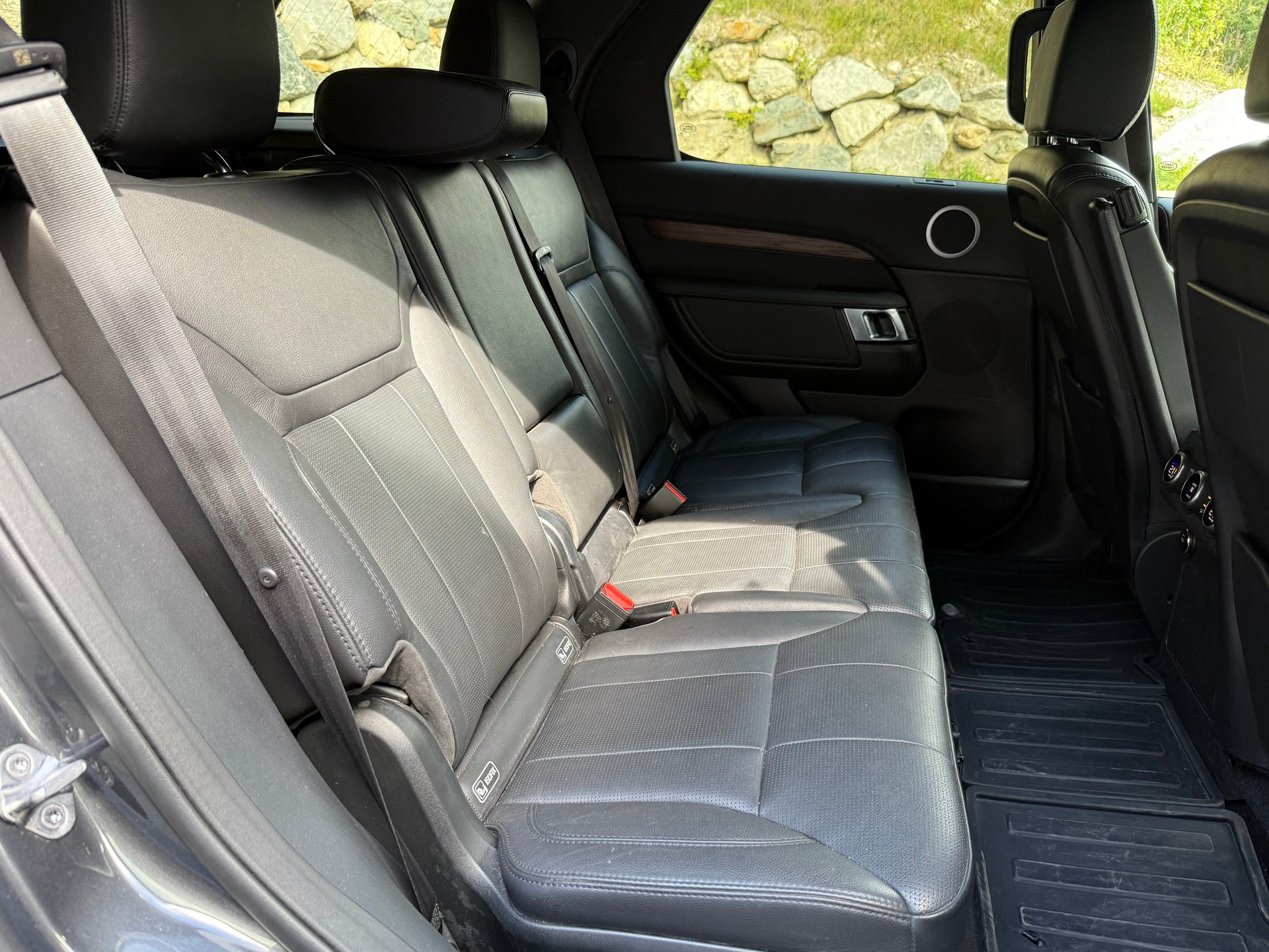 LAND ROVER Discovery 3.0 TD6 HSE Luxury Automatic-image-13
