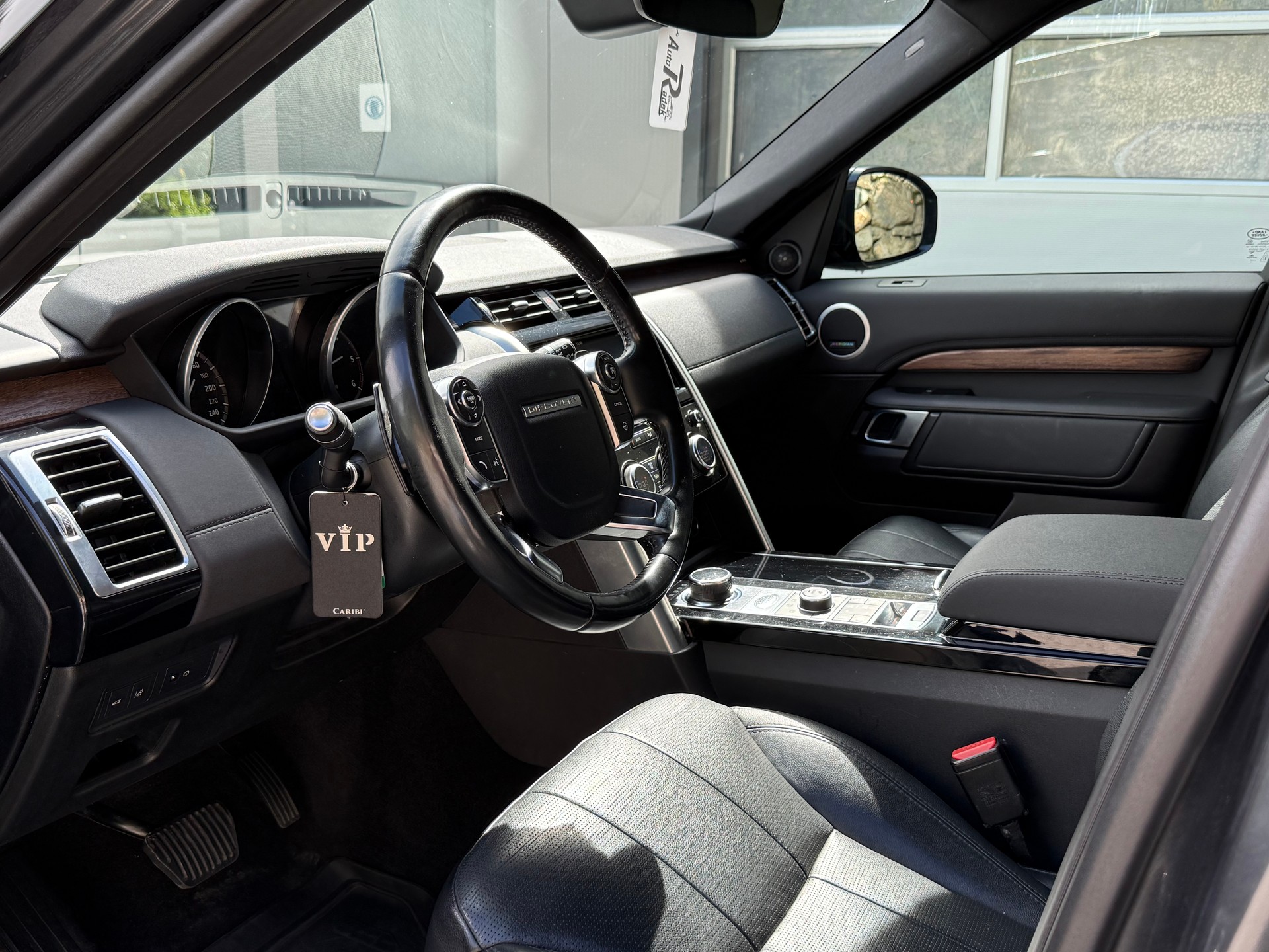 LAND ROVER Discovery 3.0 TD6 HSE Luxury Automatic-image-7