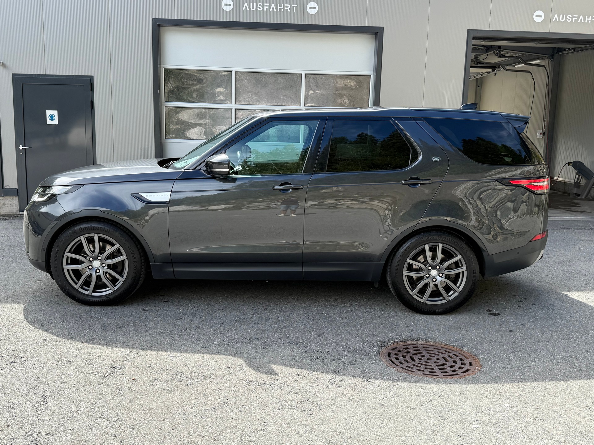 LAND ROVER Discovery 3.0 TD6 HSE Luxury Automatic-image-6