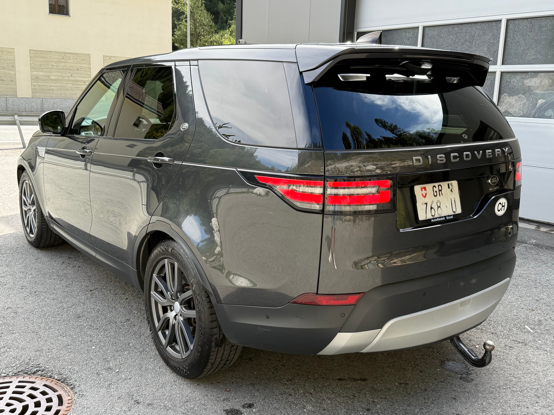 LAND ROVER Discovery 3.0 TD6 HSE Luxury Automatic-image-5