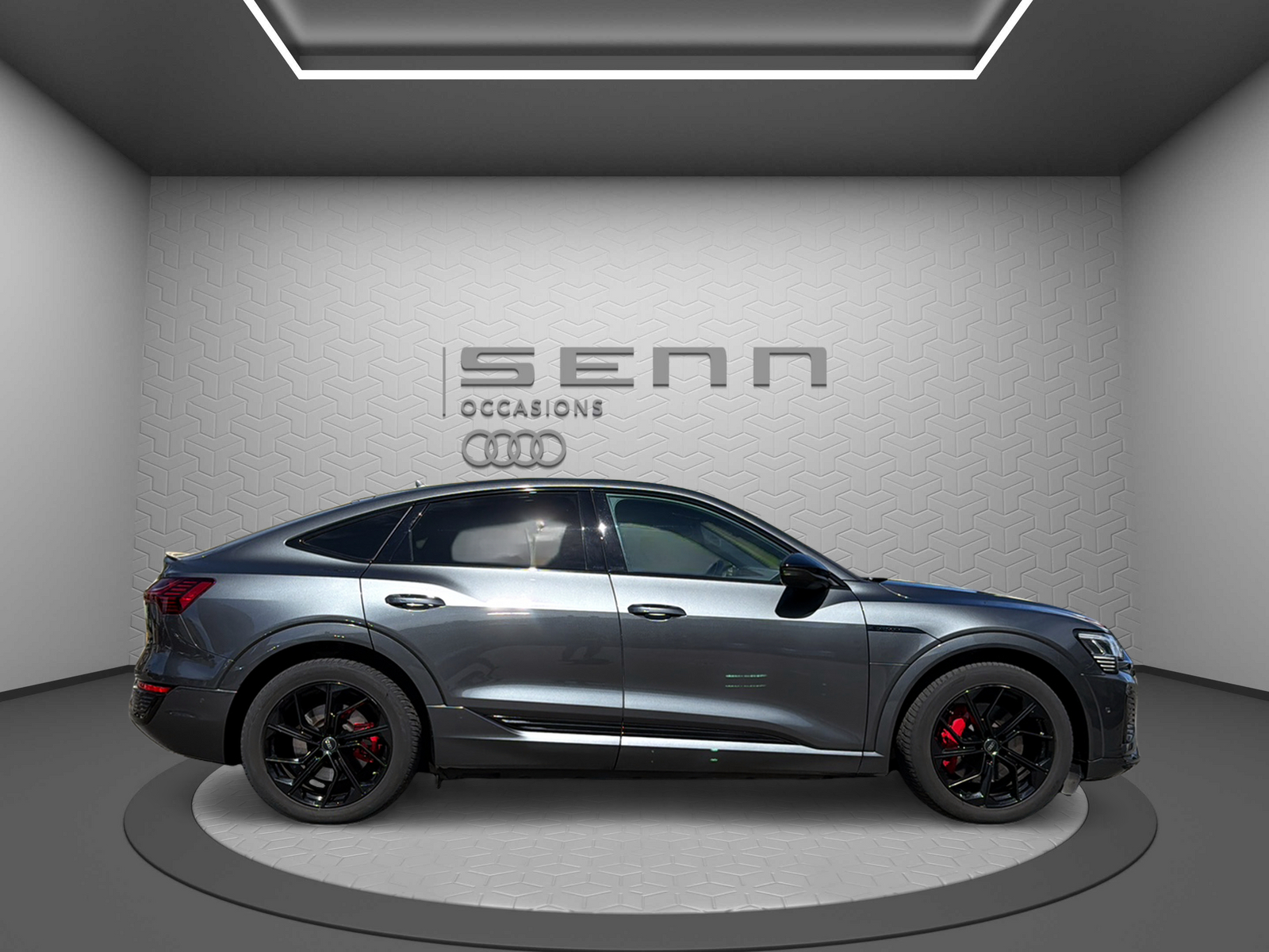 AUDI Q8 Sportback 55 e-tron Black Edition quattro-image-6