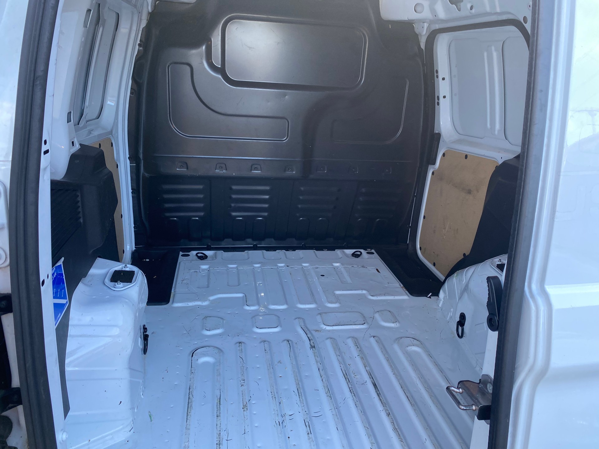 FORD Transit Courier Van 1.0 EcoBoost Trend-image-1