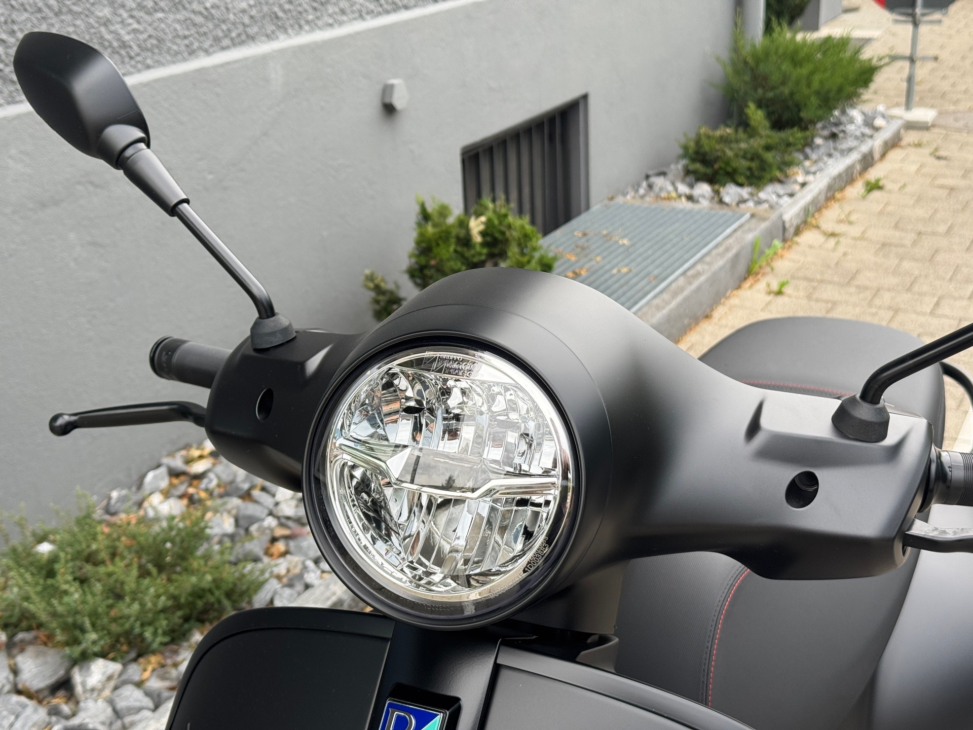 PIAGGIO Vespa GTS 125 Super Sport RST Euro 5+-showroom-element-1
