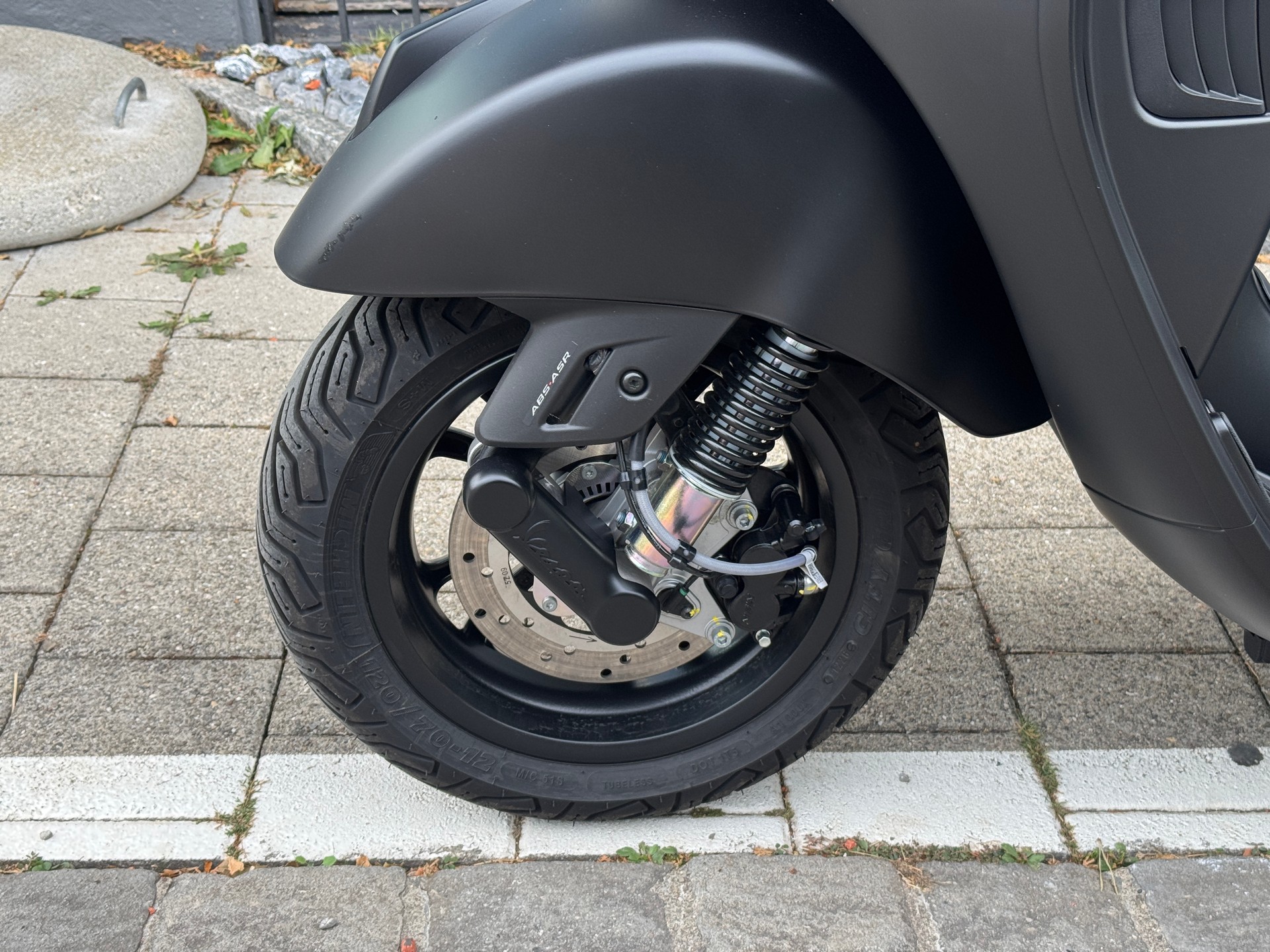 PIAGGIO Vespa GTS 125 Super Sport RST Euro 5+-showroom-element-3