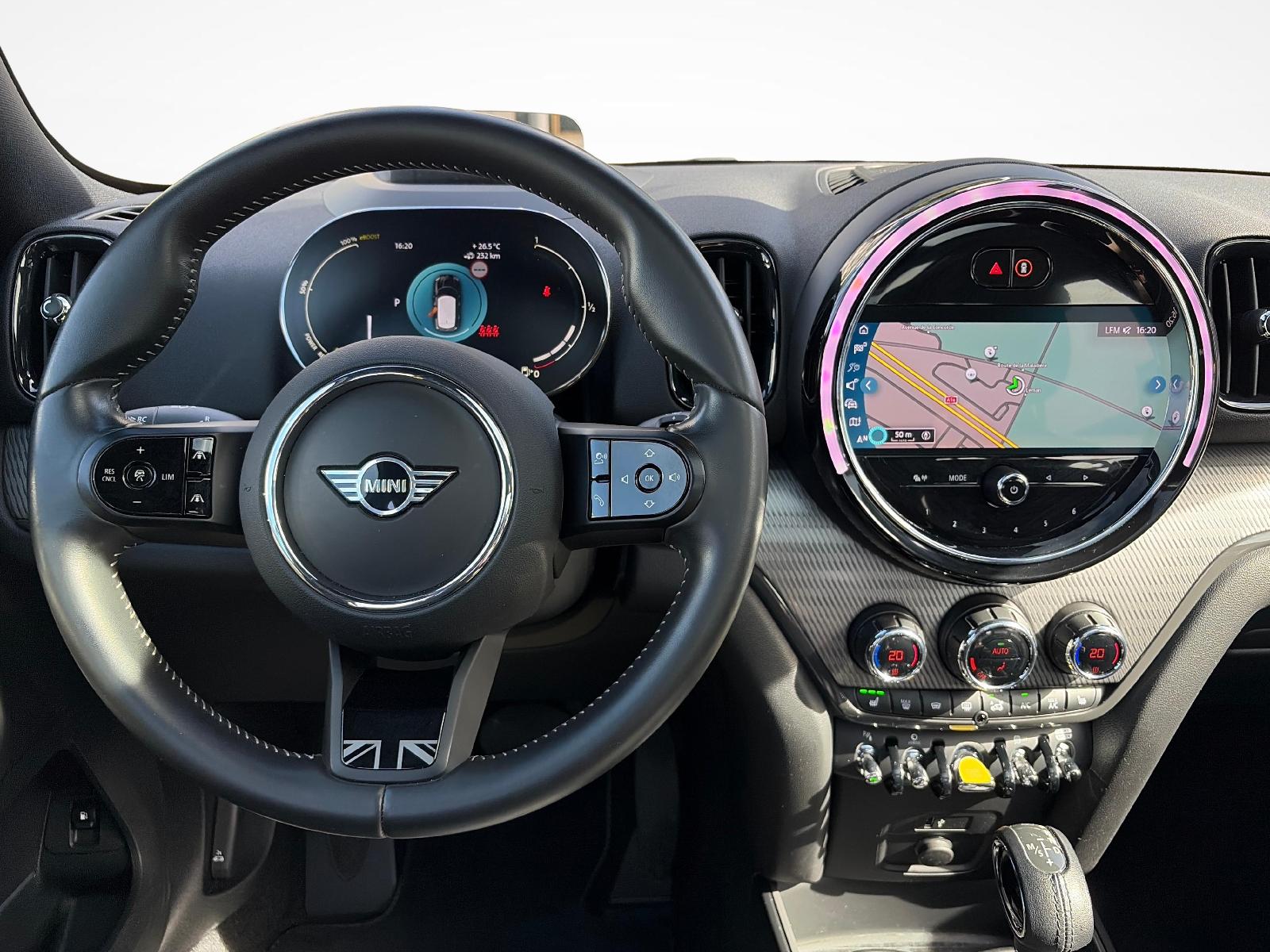 MINI Countryman F60 1.5i Cooper S E ALL4-image-14