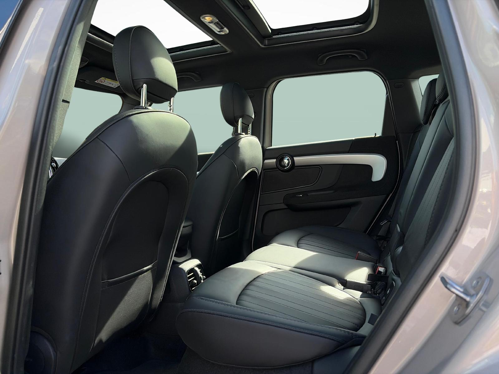 MINI Countryman F60 1.5i Cooper S E ALL4-image-16