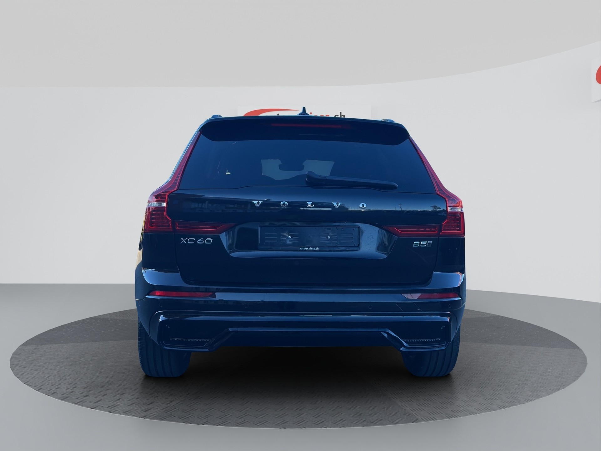 VOLVO XC60 B5 Benzin Mild Hybrid AWD Plus Dark Geartronic-image-7