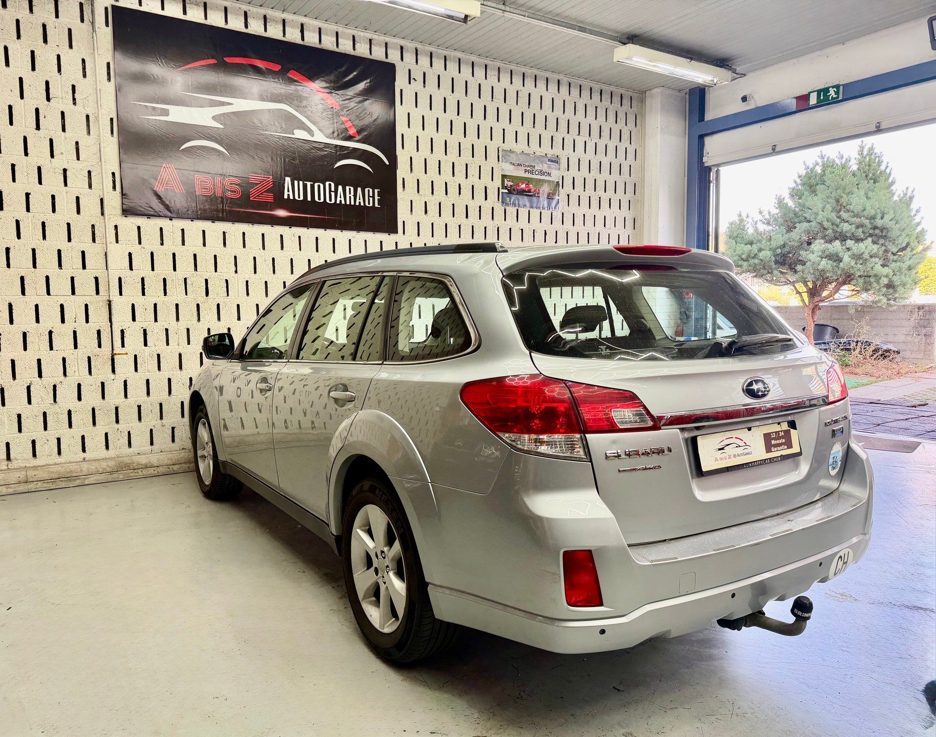 SUBARU Outback 2.0D Limited AWD Lineartronic-image-10