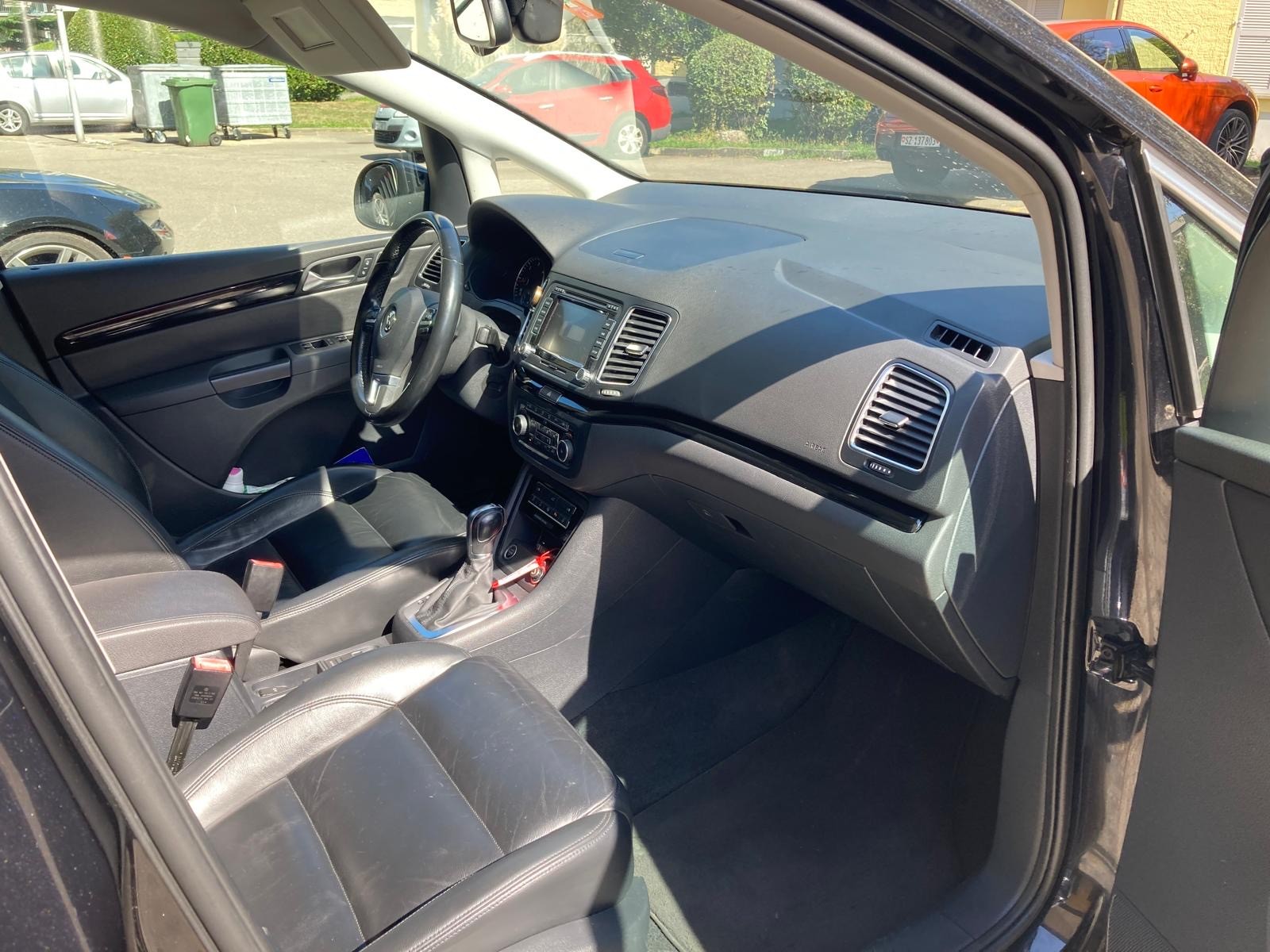 VW Sharan 2.0 TDI BlueMotion Technology Highline DSG-image-7