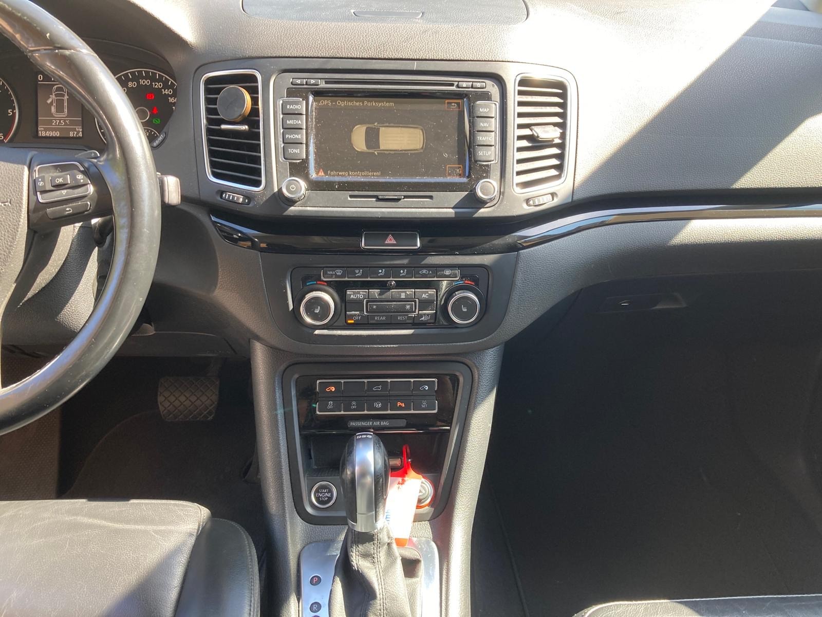 VW Sharan 2.0 TDI BlueMotion Technology Highline DSG-image-12
