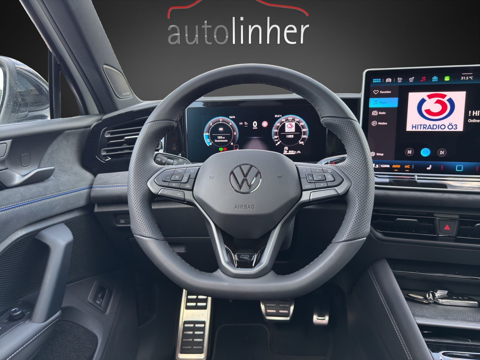 VW Tiguan 2.0 TDI SCR R-Line 4Motion DSG-image-11