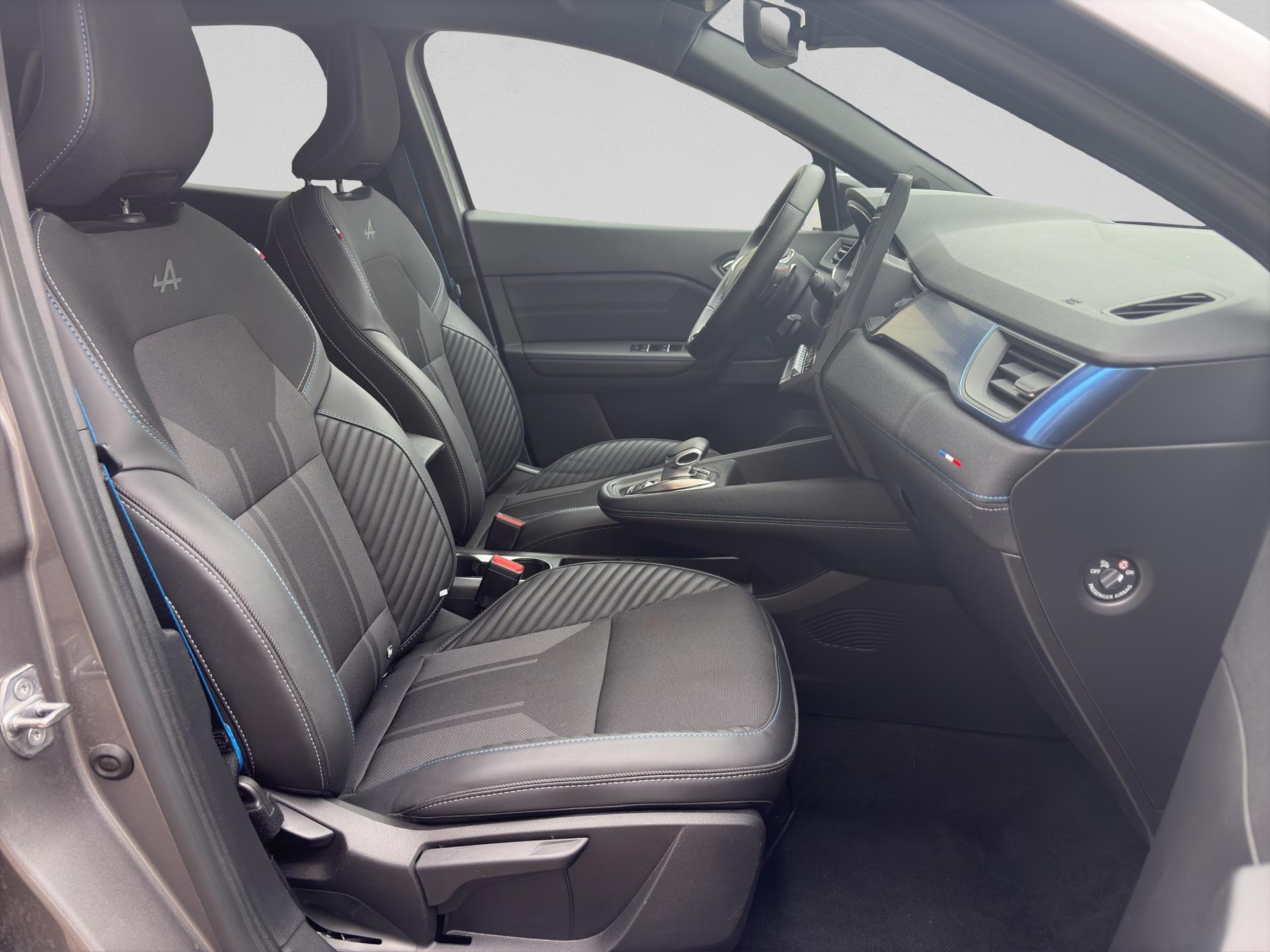 RENAULT Captur 1.3 TCe Esprit Alpine EDC-image-15