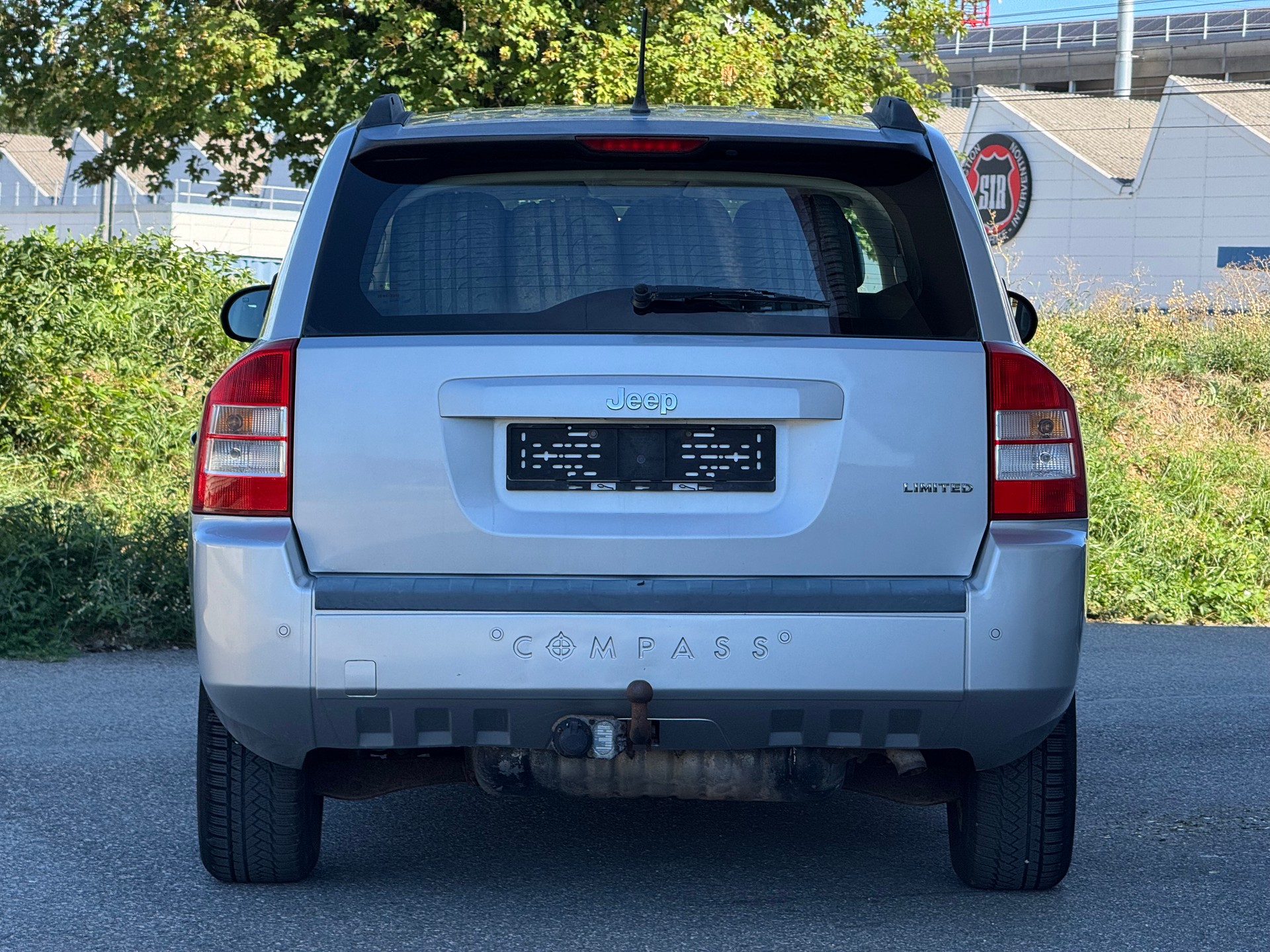 JEEP Compass 2.4 Limited CVT-image-4