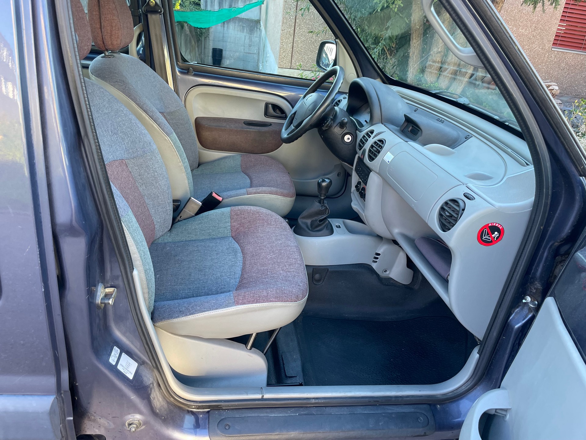 RENAULT Kangoo 1.6 16V Edition 4X4-image-11