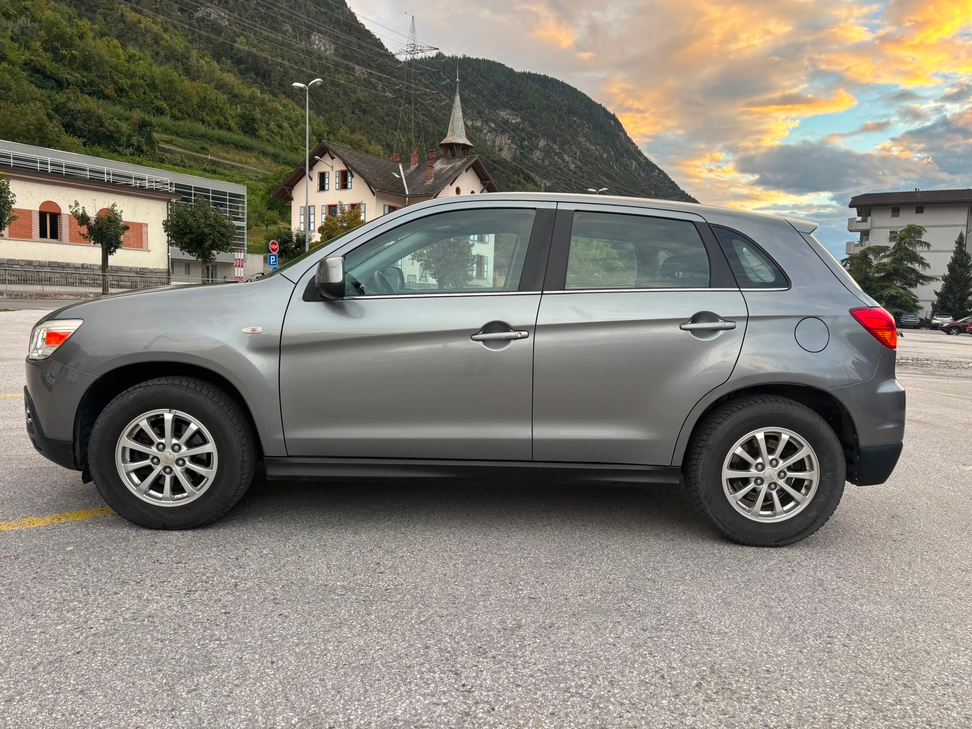 MITSUBISHI ASX 1.8 DID Intense 4WD-image-6