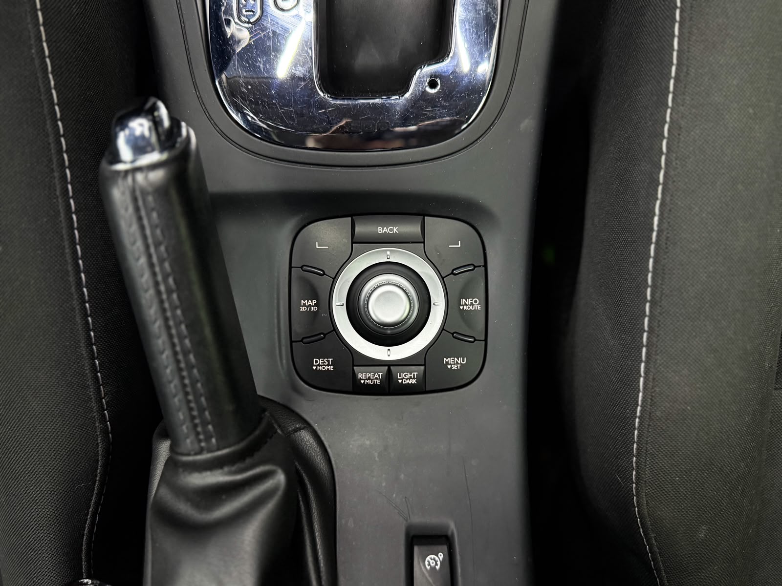 RENAULT Mégane 1.5 dCi Dynamique EDC-image-15
