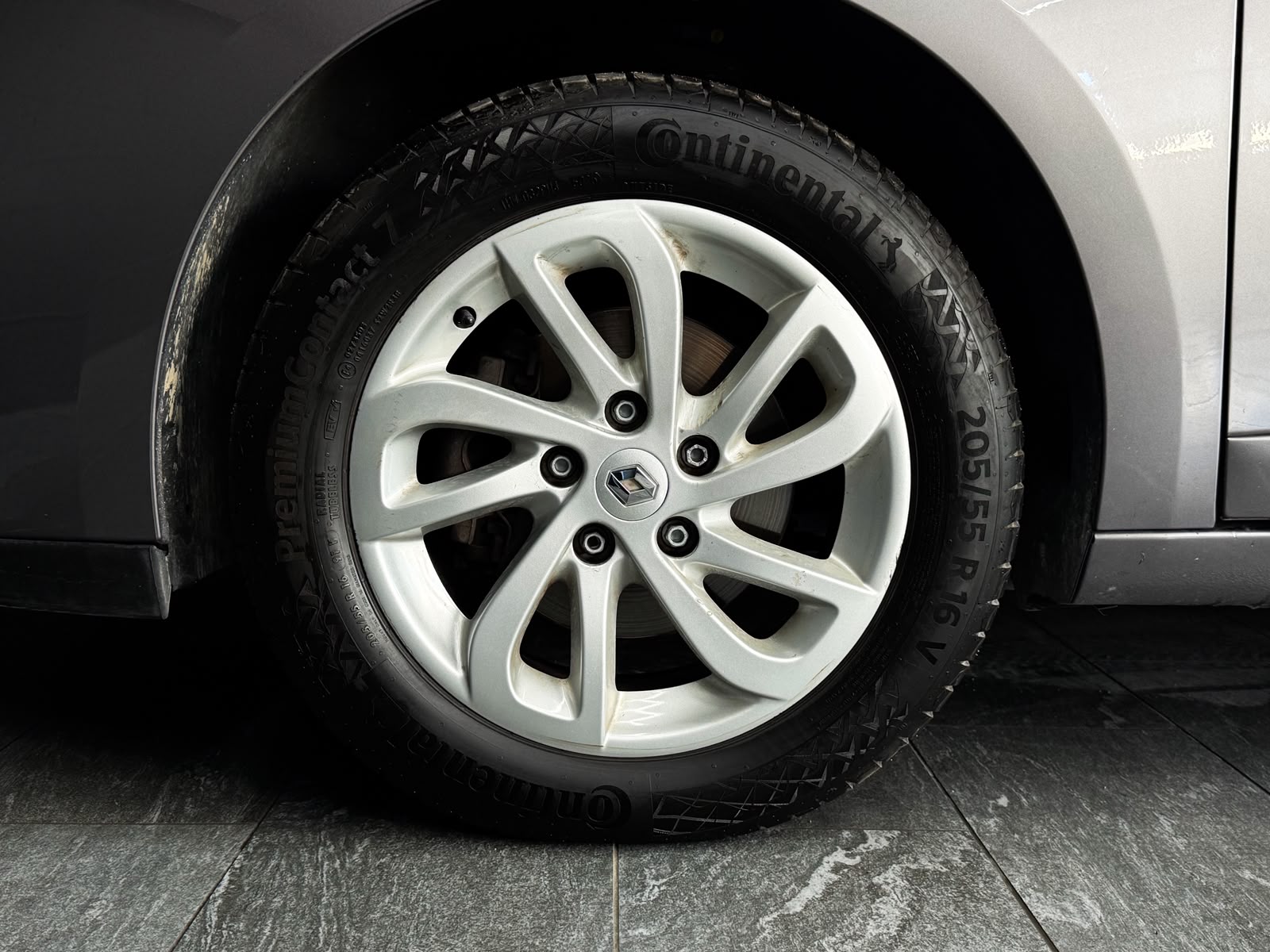 RENAULT Mégane 1.5 dCi Dynamique EDC-image-20