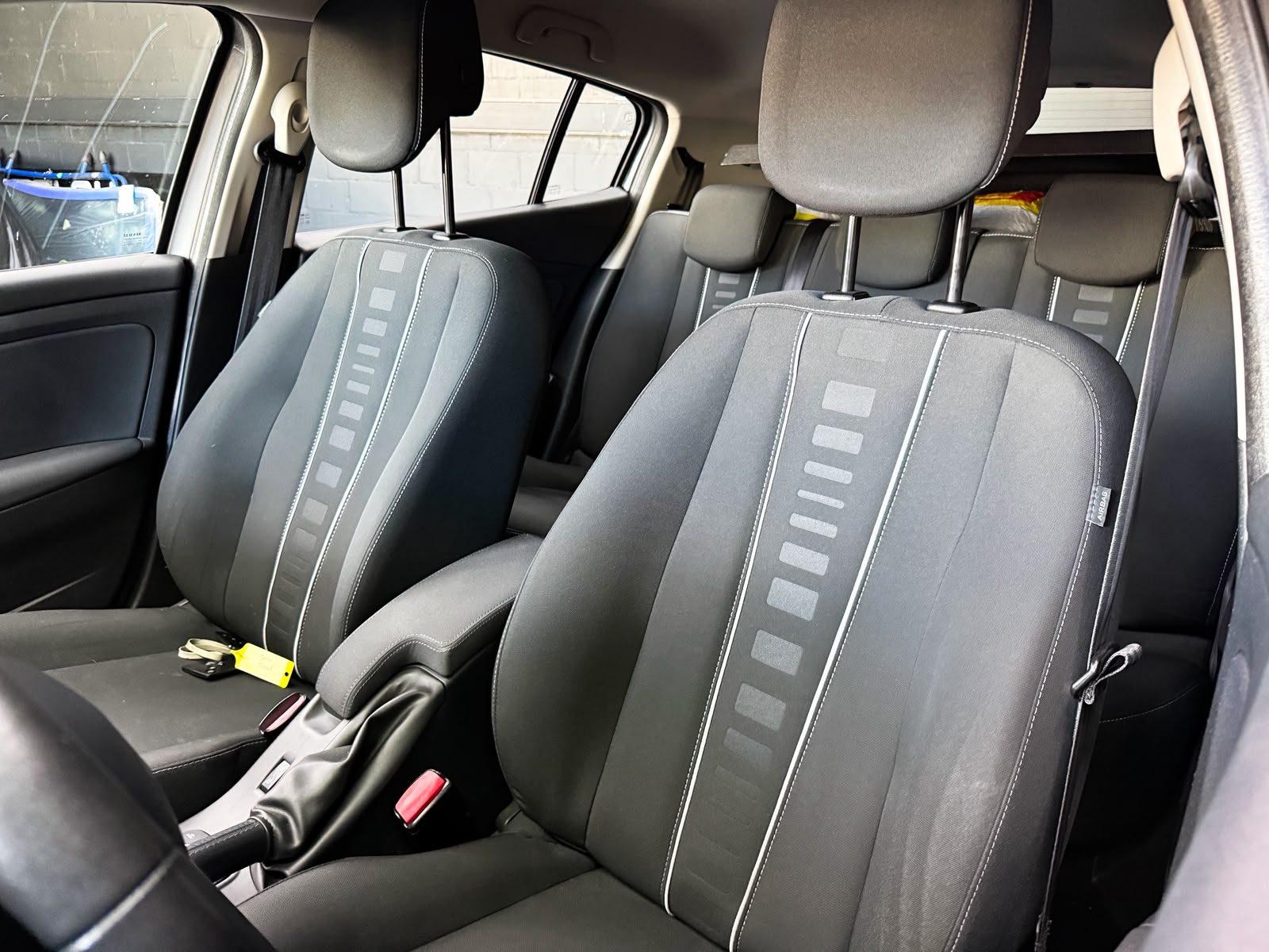 RENAULT Mégane 1.5 dCi Dynamique EDC-image-19